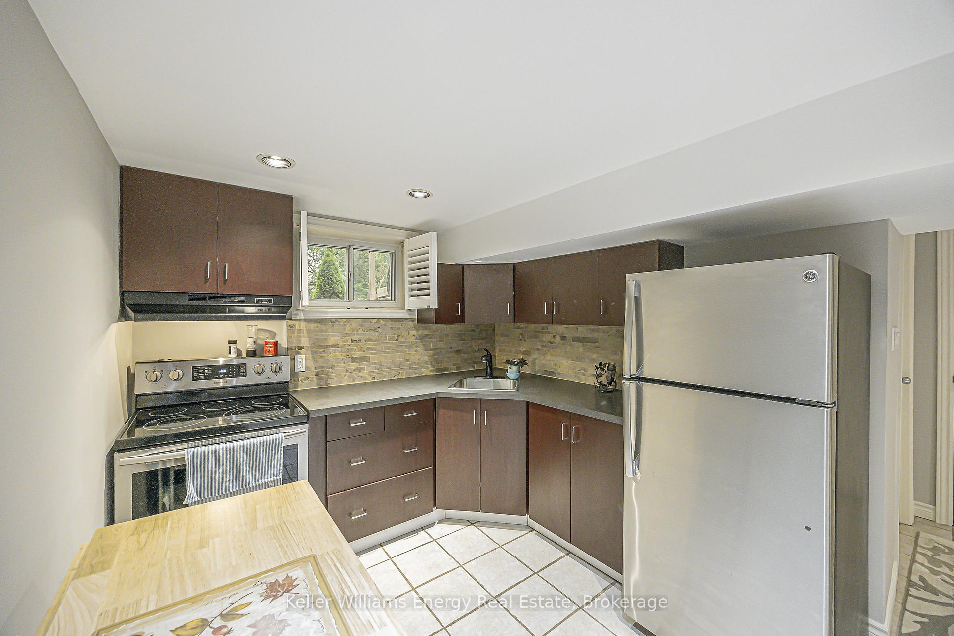 Photo 42 of 812 Douglas Avenue, Pickering, Bay Ridges — HOMEH