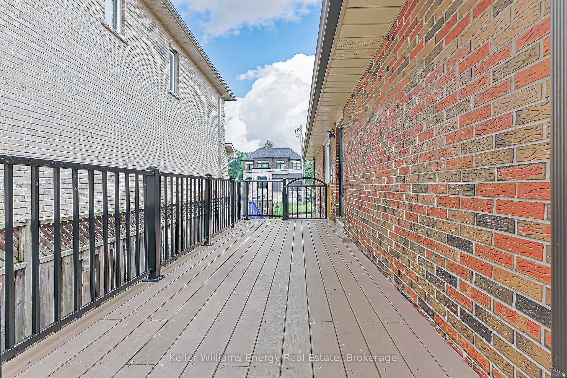 Photo 45 of 812 Douglas Avenue, Pickering, Bay Ridges — HOMEH