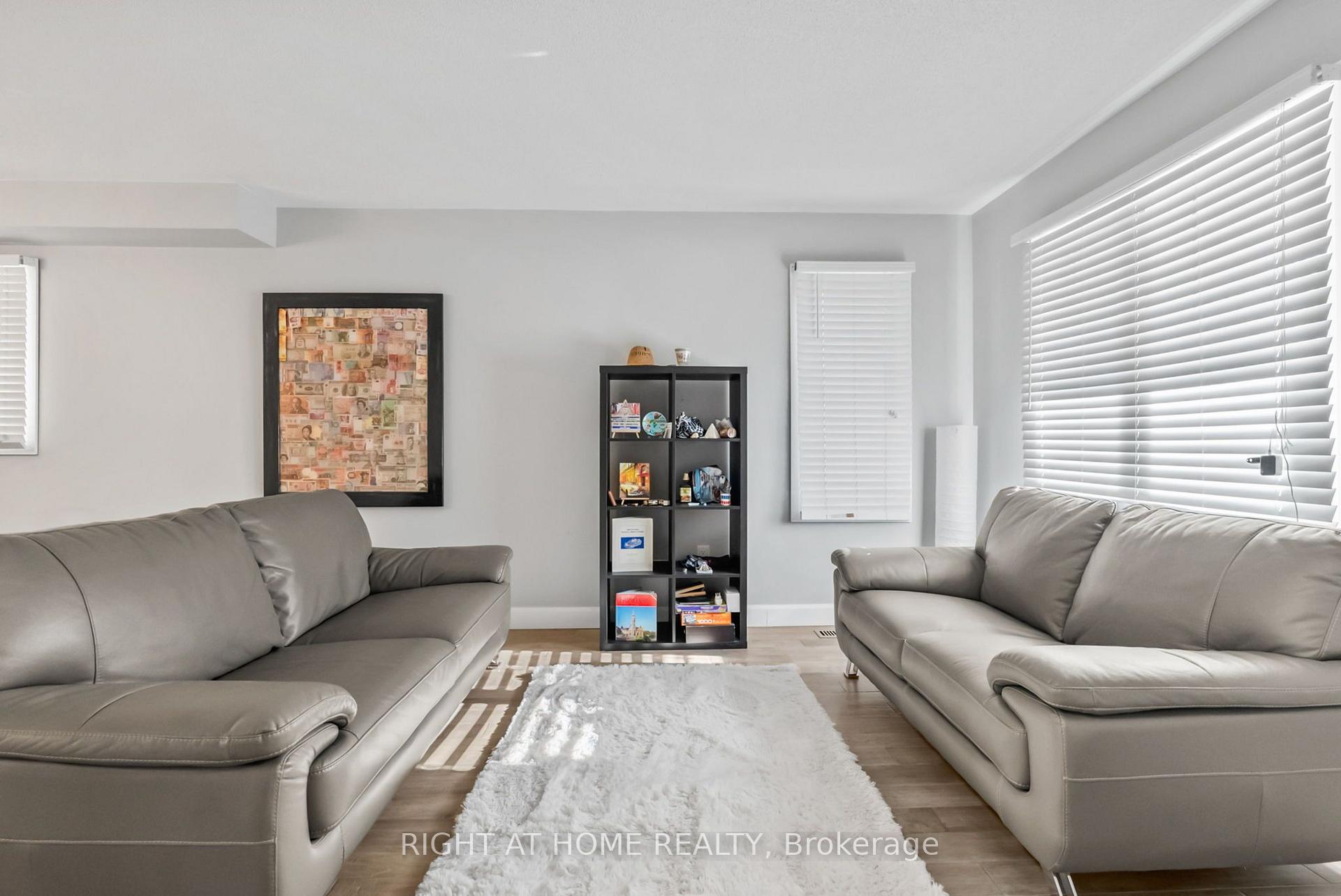 Photo 15 of 1040 Beaver Valley Crescent, Oshawa, Northglen — HOMEH