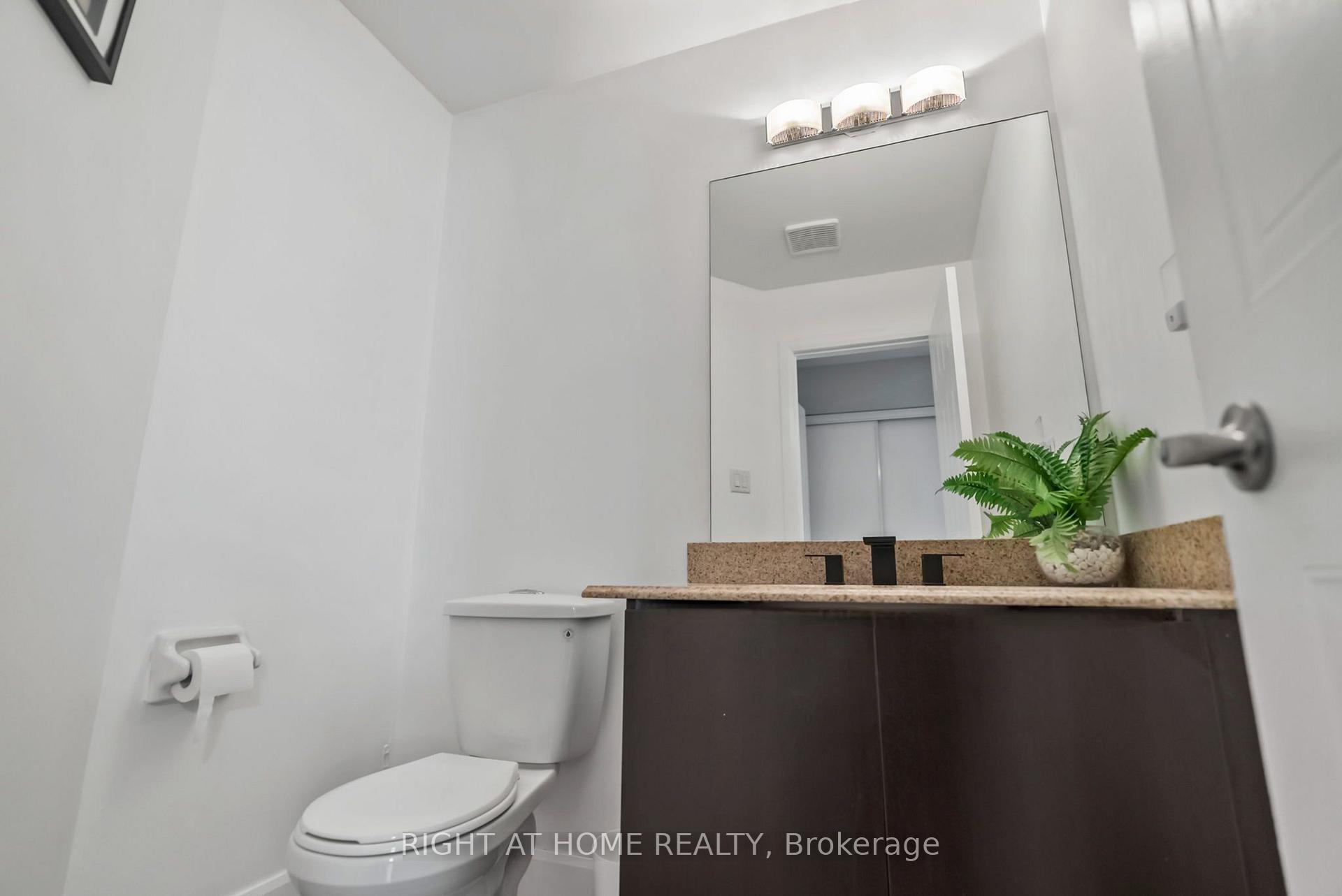 Photo 18 of 1040 Beaver Valley Crescent, Oshawa, Northglen — HOMEH