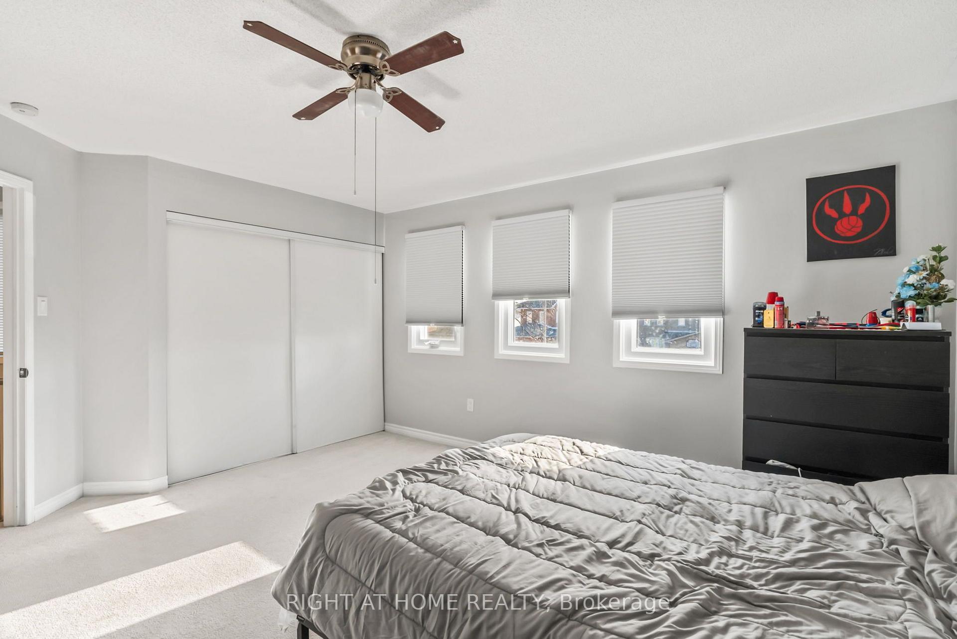 Photo 30 of 1040 Beaver Valley Crescent, Oshawa, Northglen — HOMEH