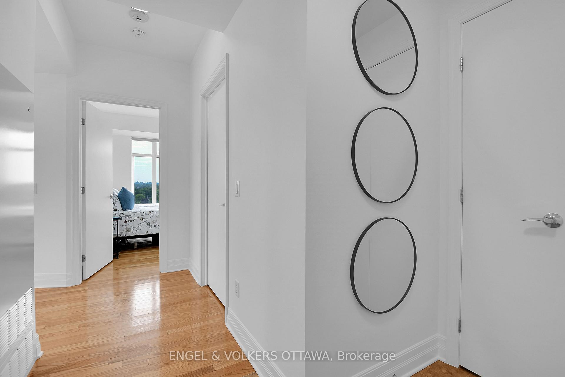 Photo 2 of Unit 1002, 75 Cleary Avenue, Ottawa, Woodroffe — HOMEH