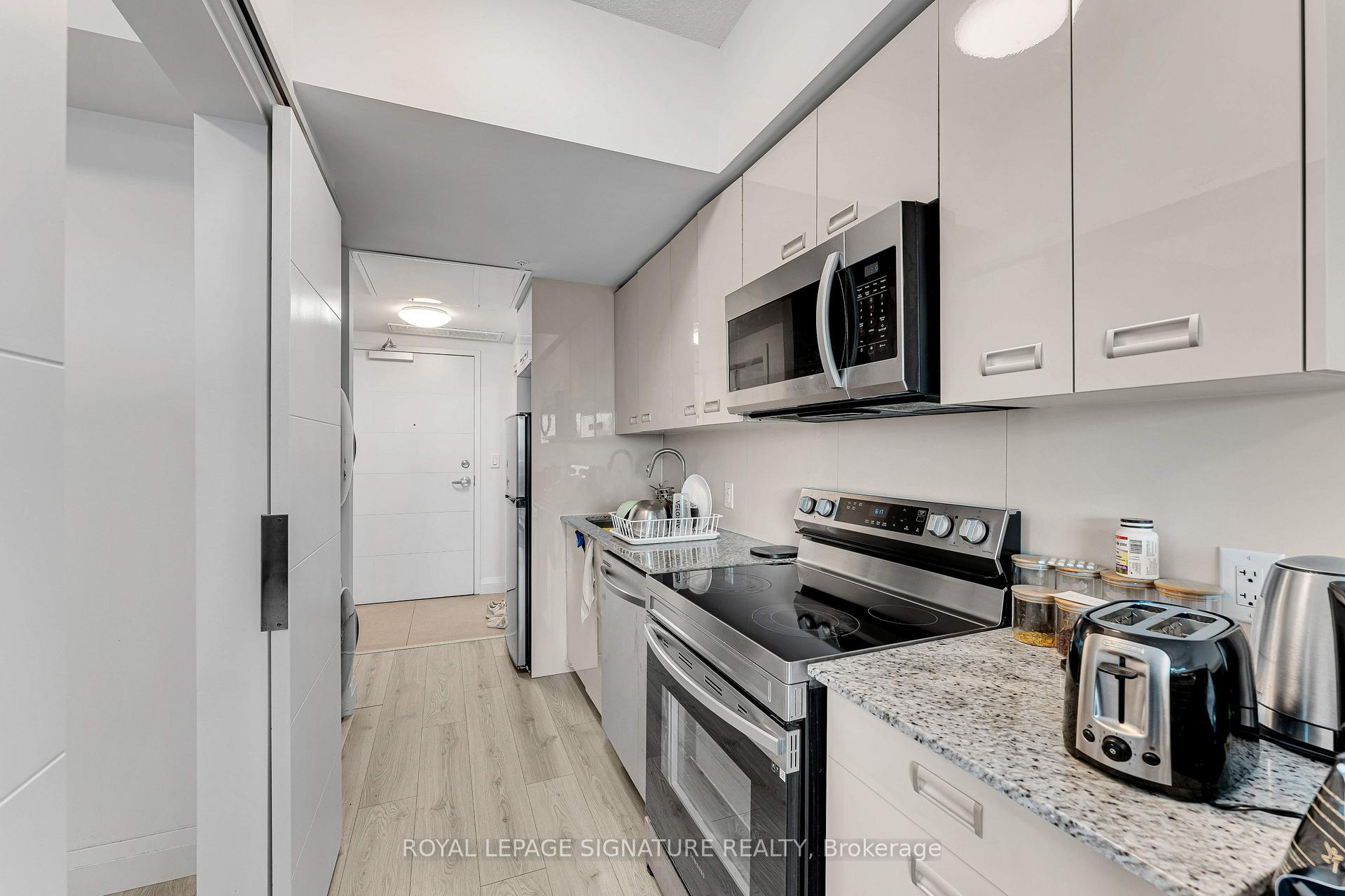 Photo 6 of Unit 501, 652 Princess Street, Kingston, Central City East — HOMEH
