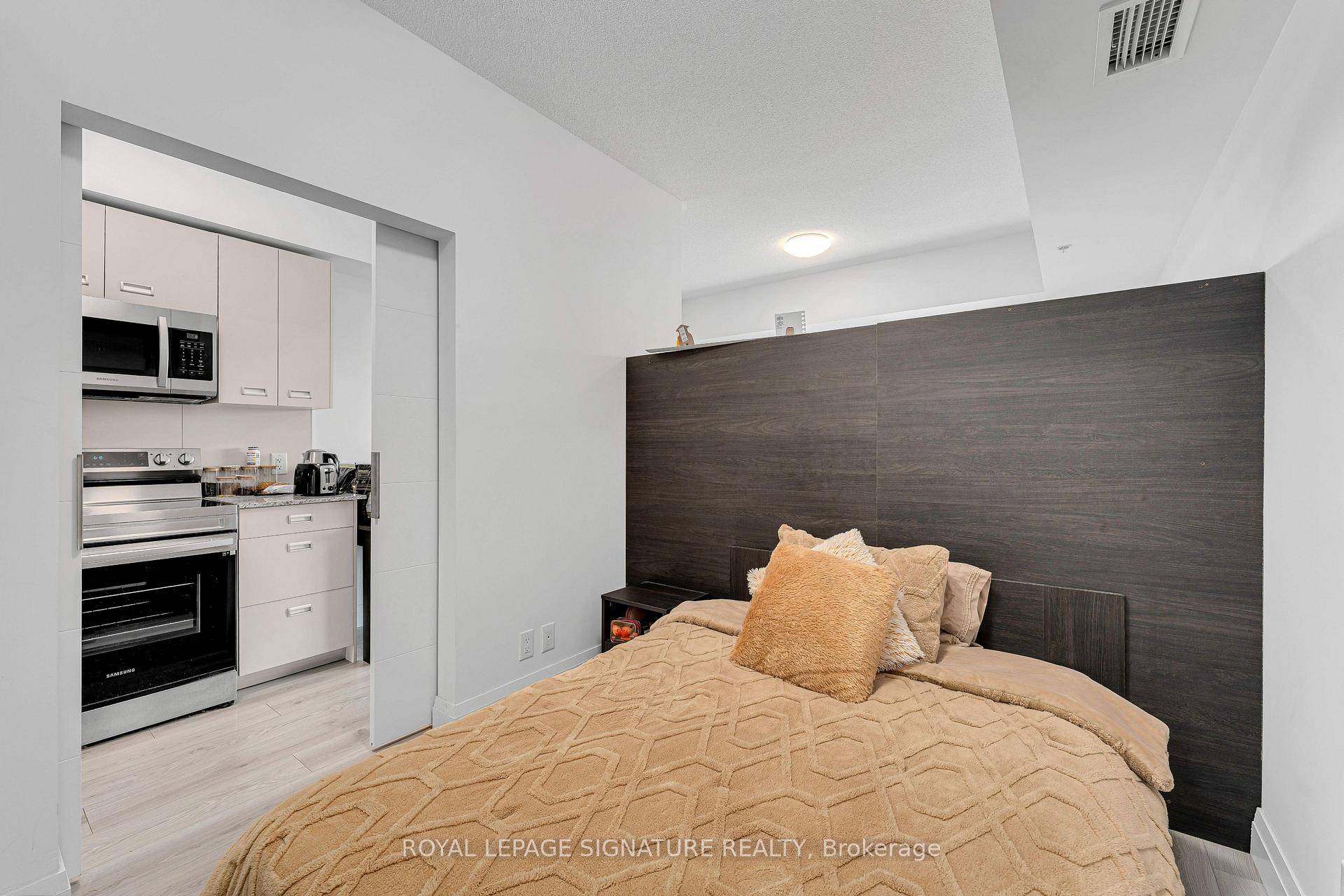 Photo 13 of Unit 501, 652 Princess Street, Kingston, Central City East — HOMEH
