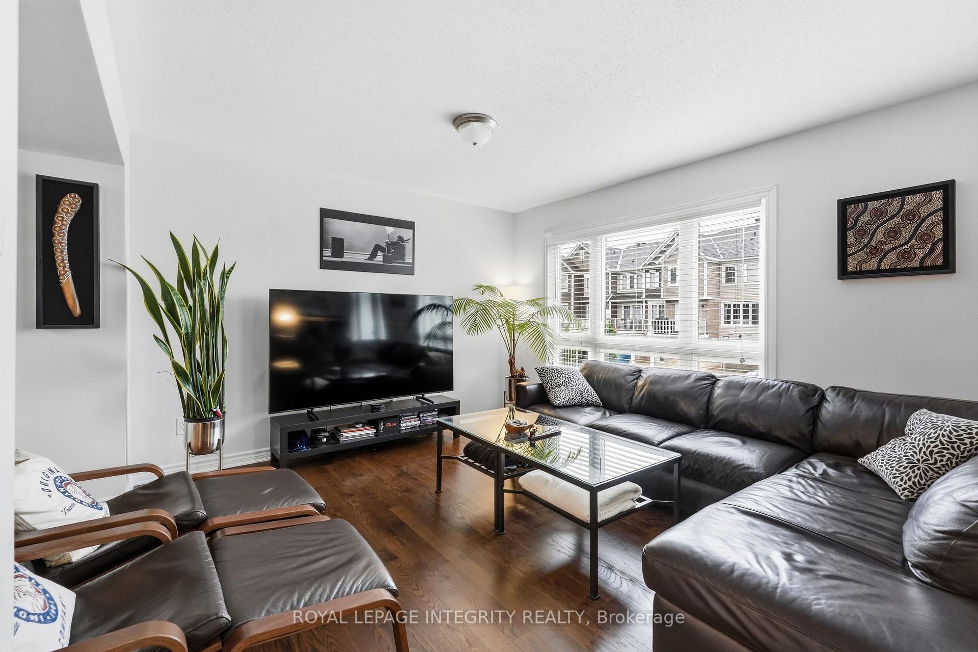 Photo 10 of 12 Squashberry Lane, Ottawa, Kanata - Emerald Meadows/Trailwest — HOMEH