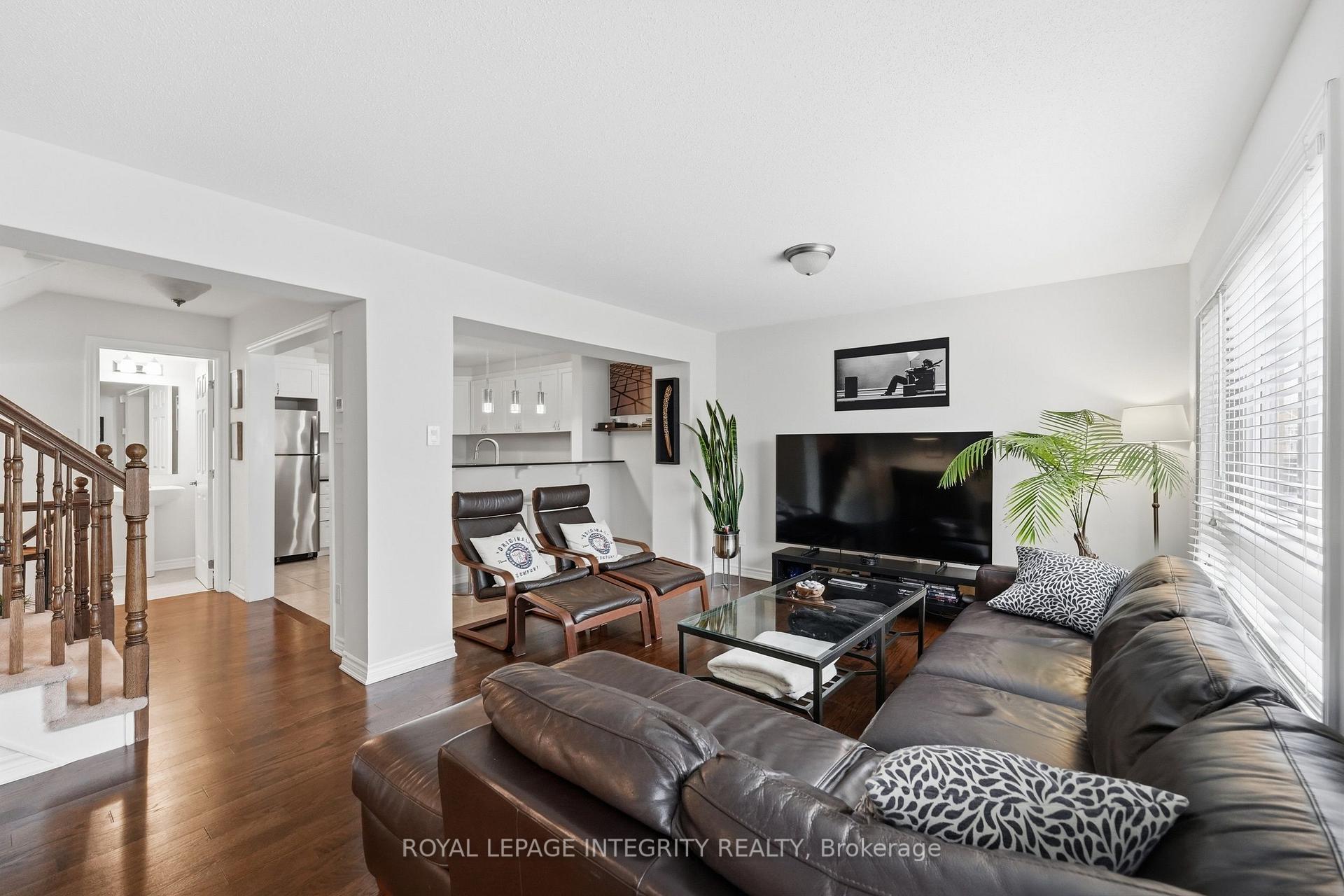 Photo 11 of 12 Squashberry Lane, Ottawa, Kanata - Emerald Meadows/Trailwest — HOMEH