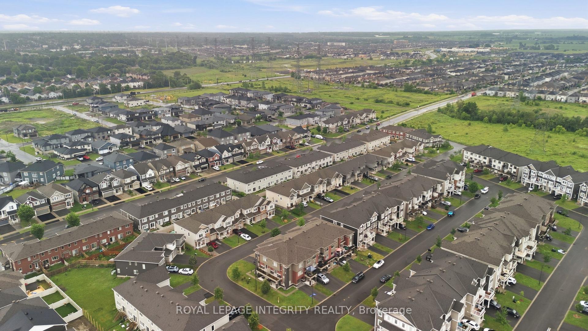 Photo 23 of 12 Squashberry Lane, Ottawa, Kanata - Emerald Meadows/Trailwest — HOMEH