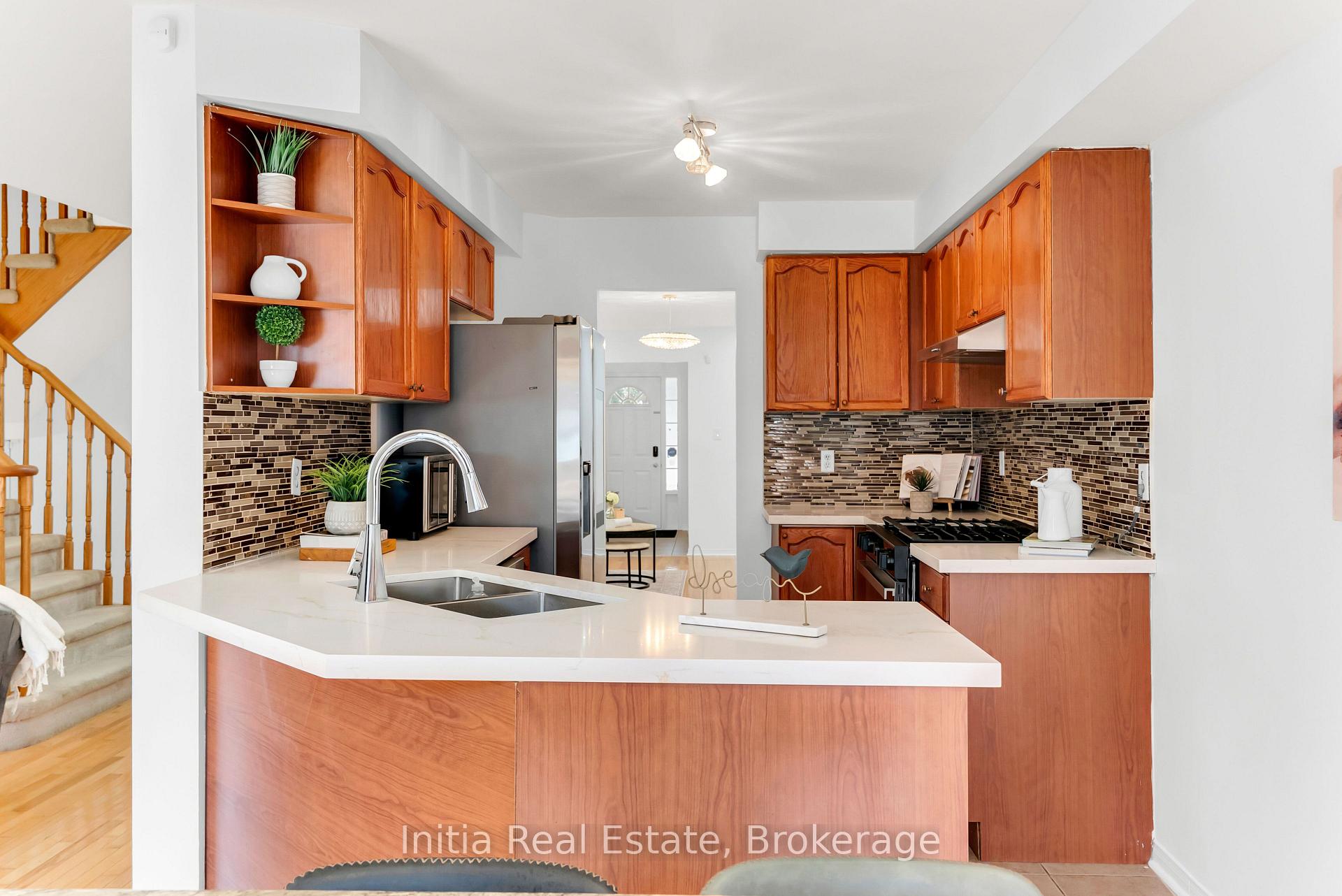 Photo 16 of 46 Florence Drive, Brampton, Fletcher's Meadow — HOMEH