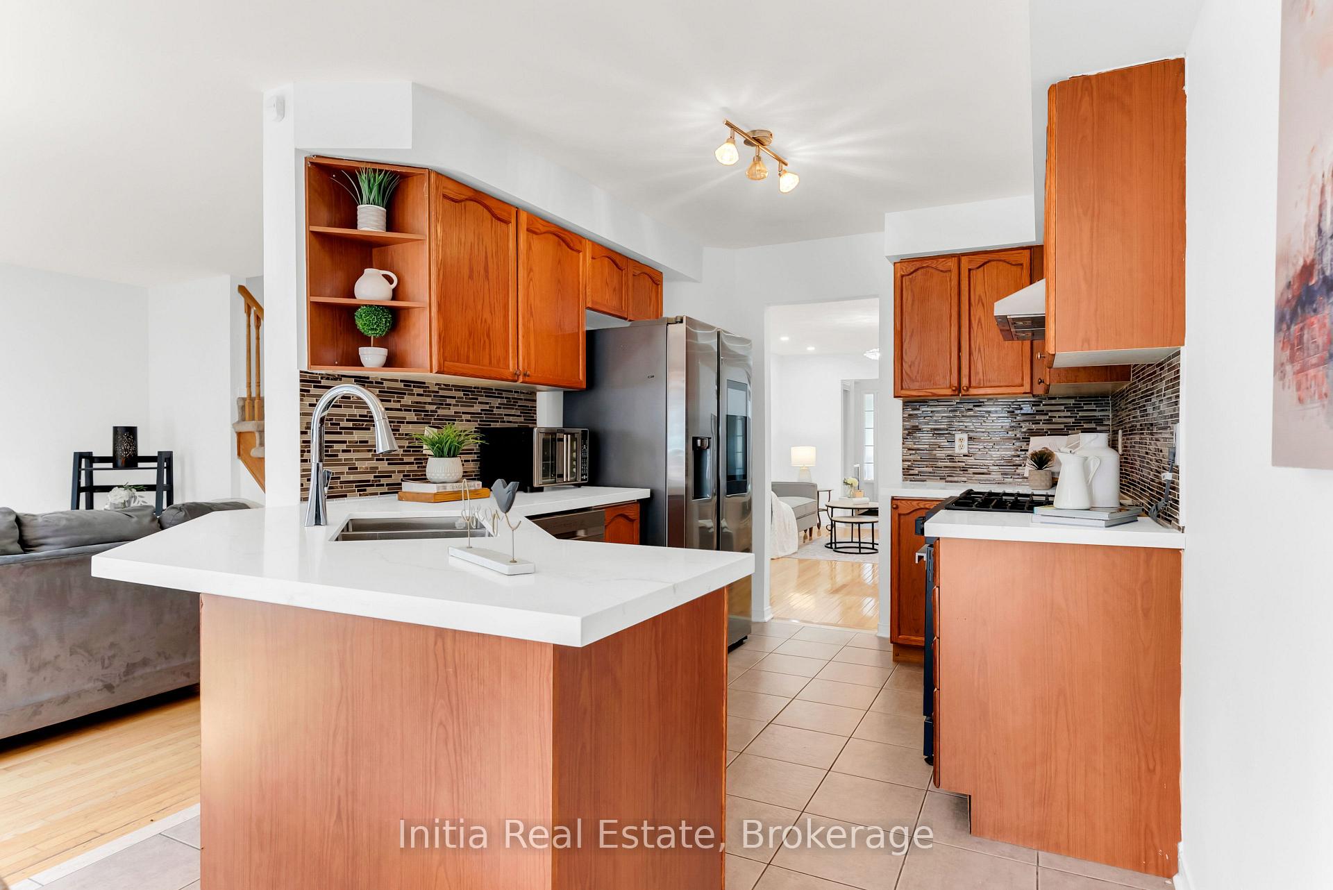 Photo 17 of 46 Florence Drive, Brampton, Fletcher's Meadow — HOMEH
