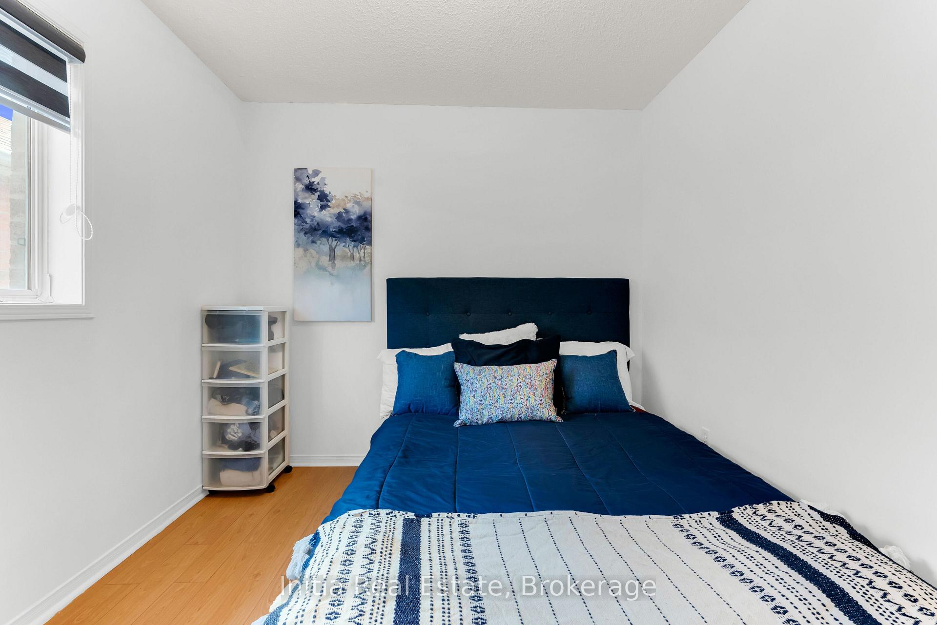Photo 30 of 46 Florence Drive, Brampton, Fletcher's Meadow — HOMEH