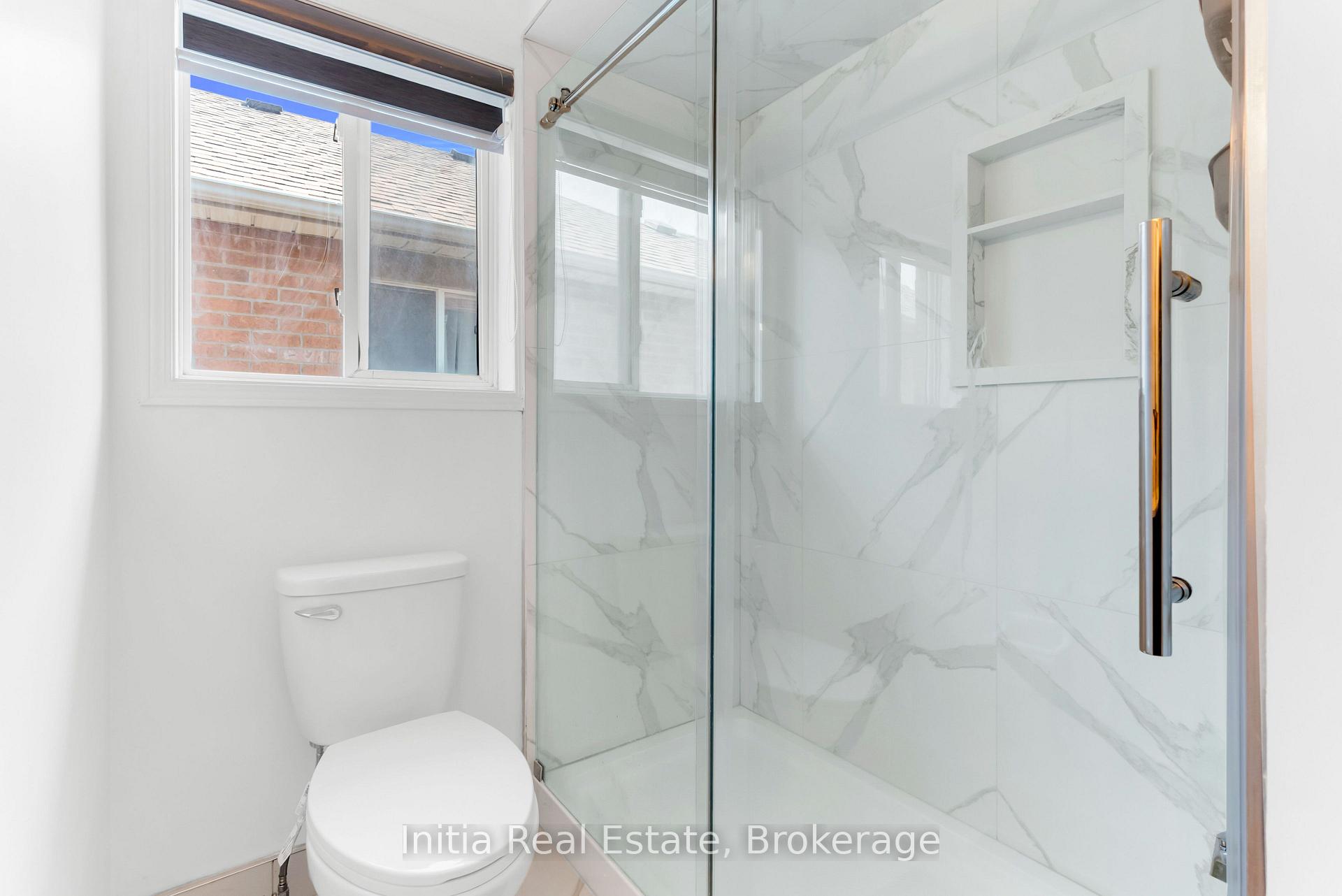 Photo 32 of 46 Florence Drive, Brampton, Fletcher's Meadow — HOMEH