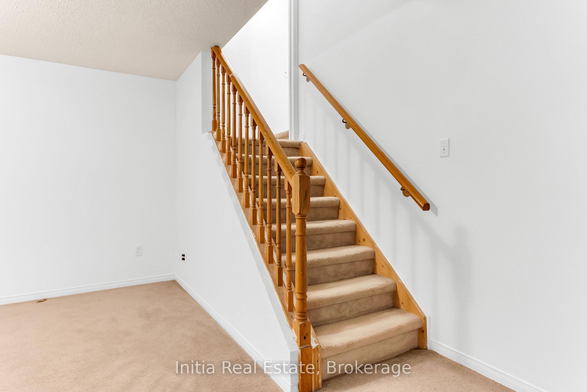 Photo 37 of 46 Florence Drive, Brampton, Fletcher's Meadow — HOMEH
