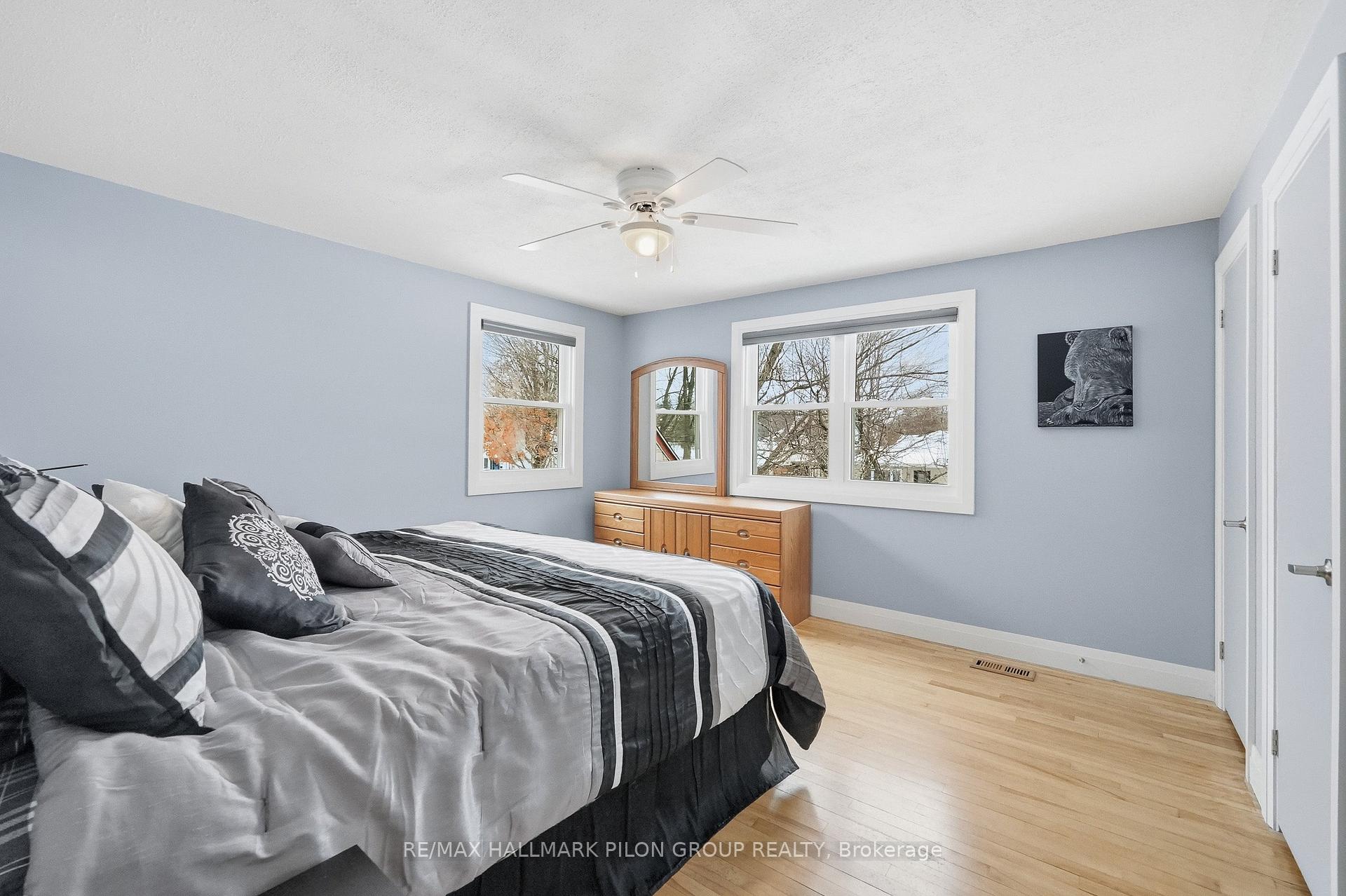 Photo 11 of 962 Weston Drive, Ottawa, Elmvale Acres/Urbandale — HOMEH