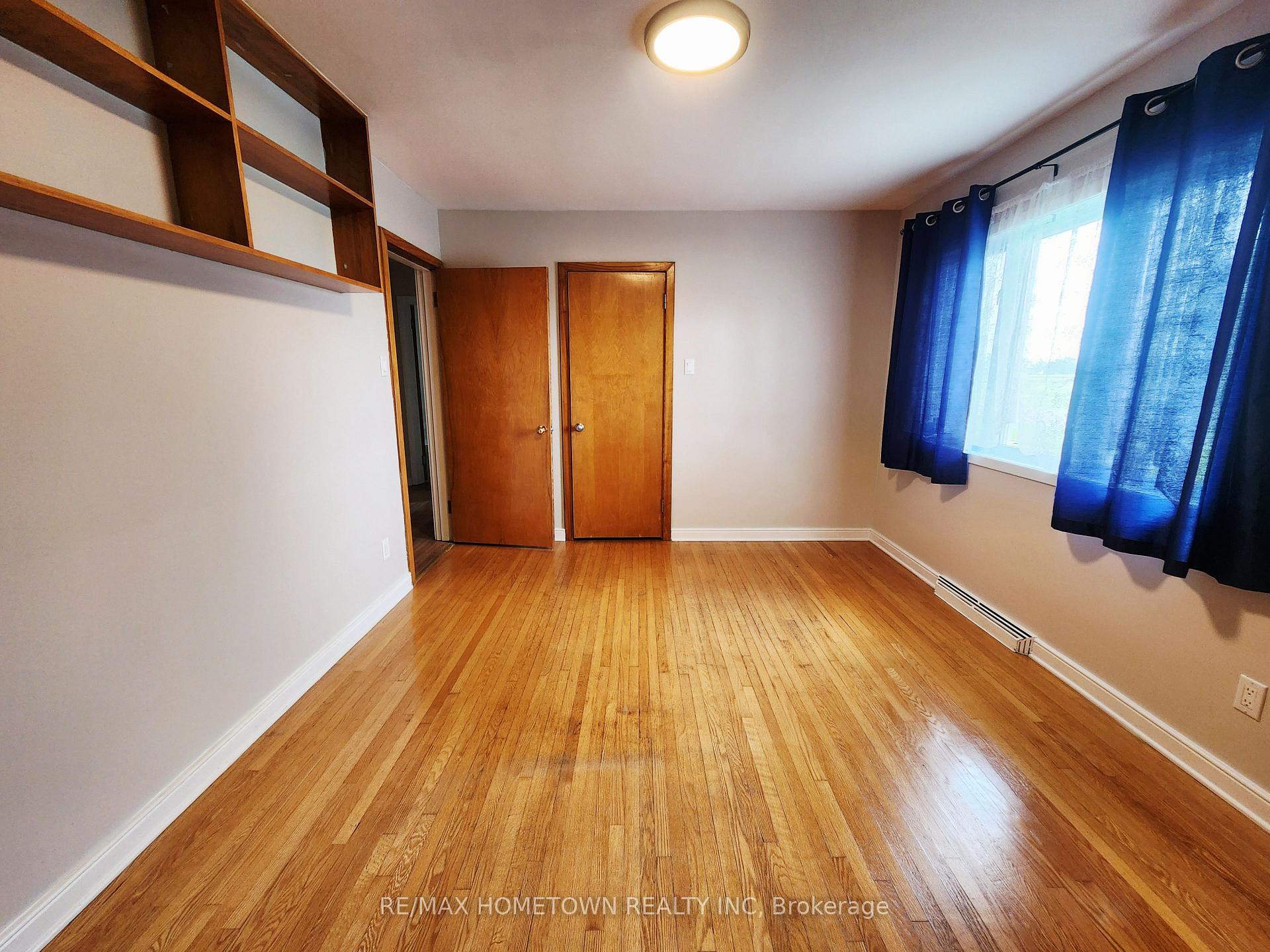 Photo 18 of 38 Elizabeth Drive, South Dundas, Iroquois — HOMEH