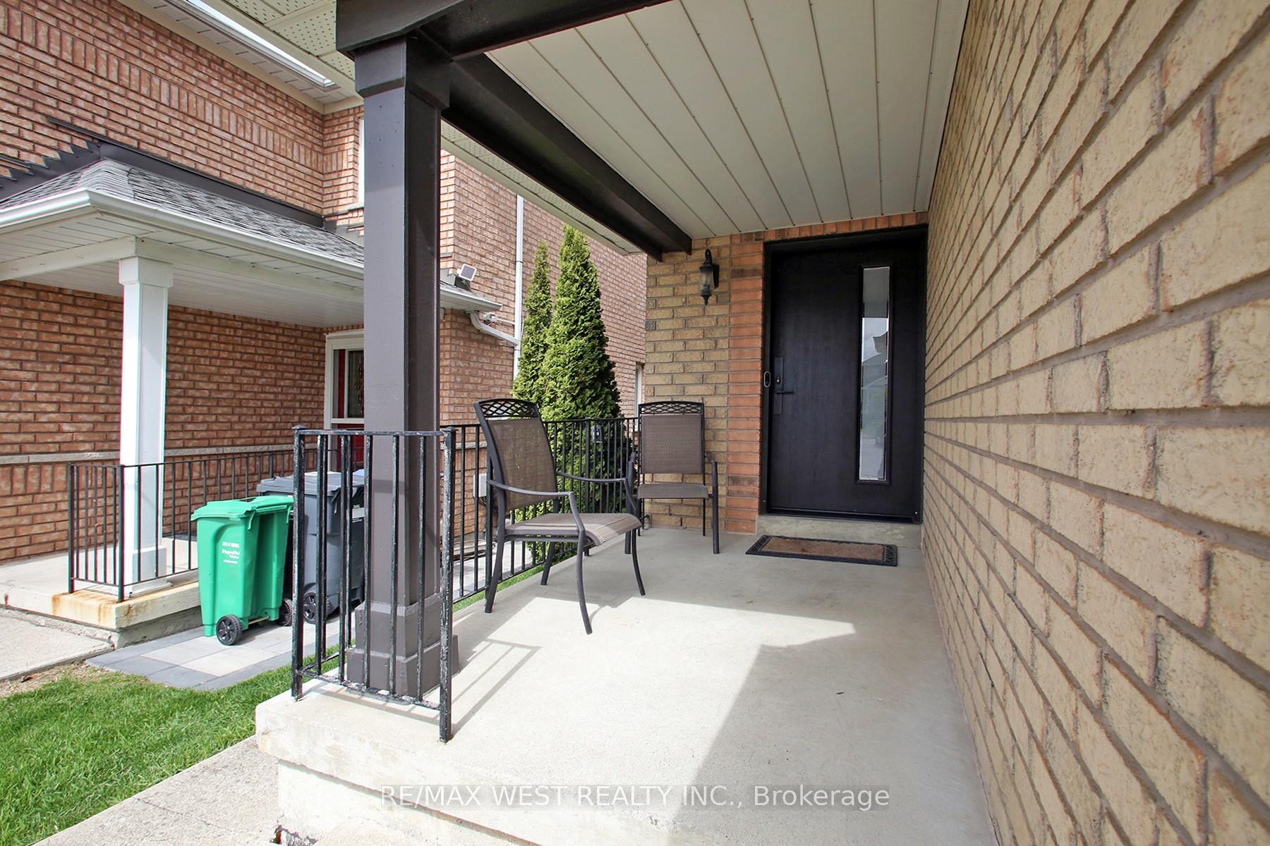 Photo 3 of 115 Grapevine Road, Caledon, Bolton West — HOMEH