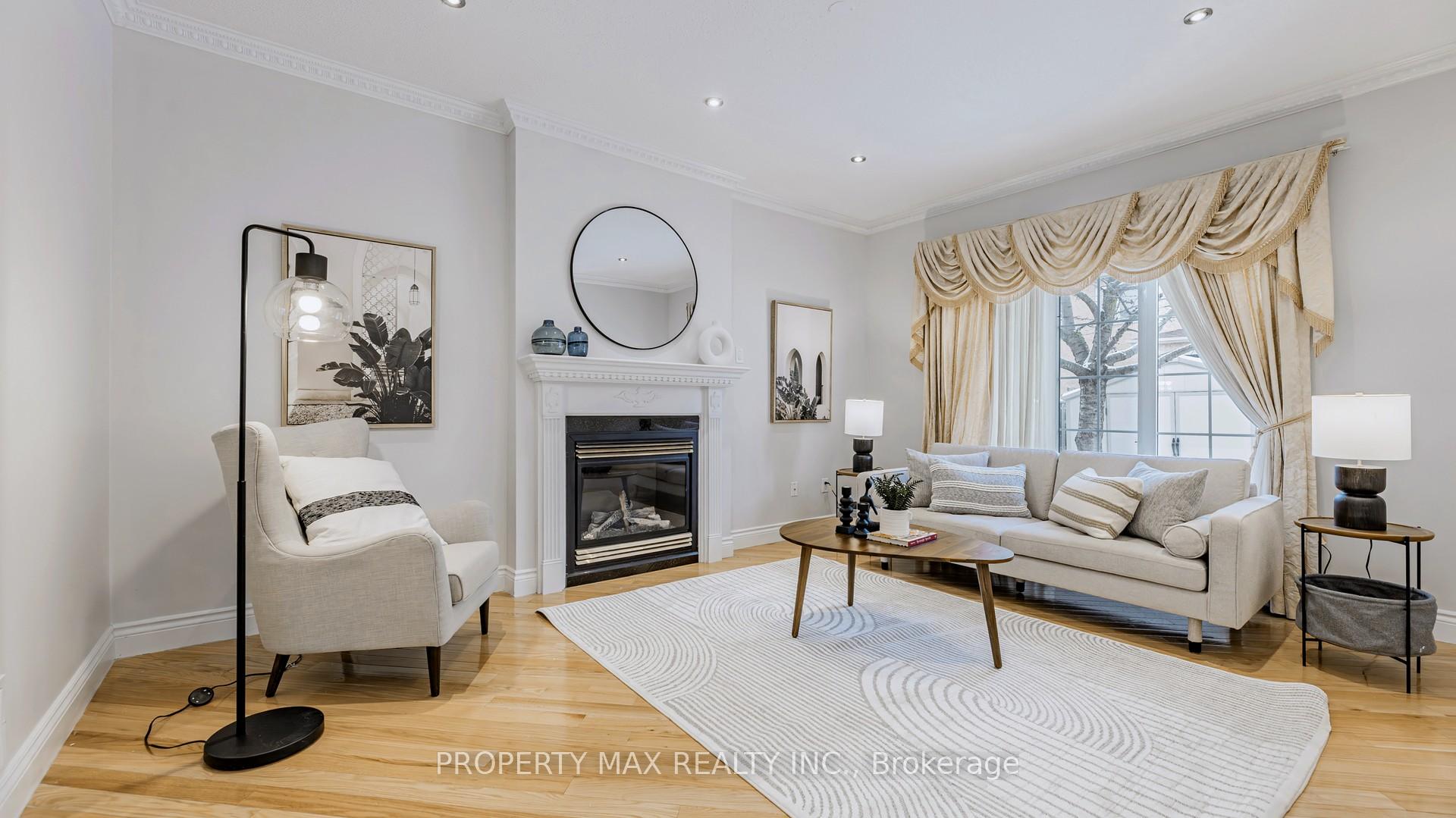 Photo 4 of 48 Elmrill Road, Markham, Berczy — HOMEH