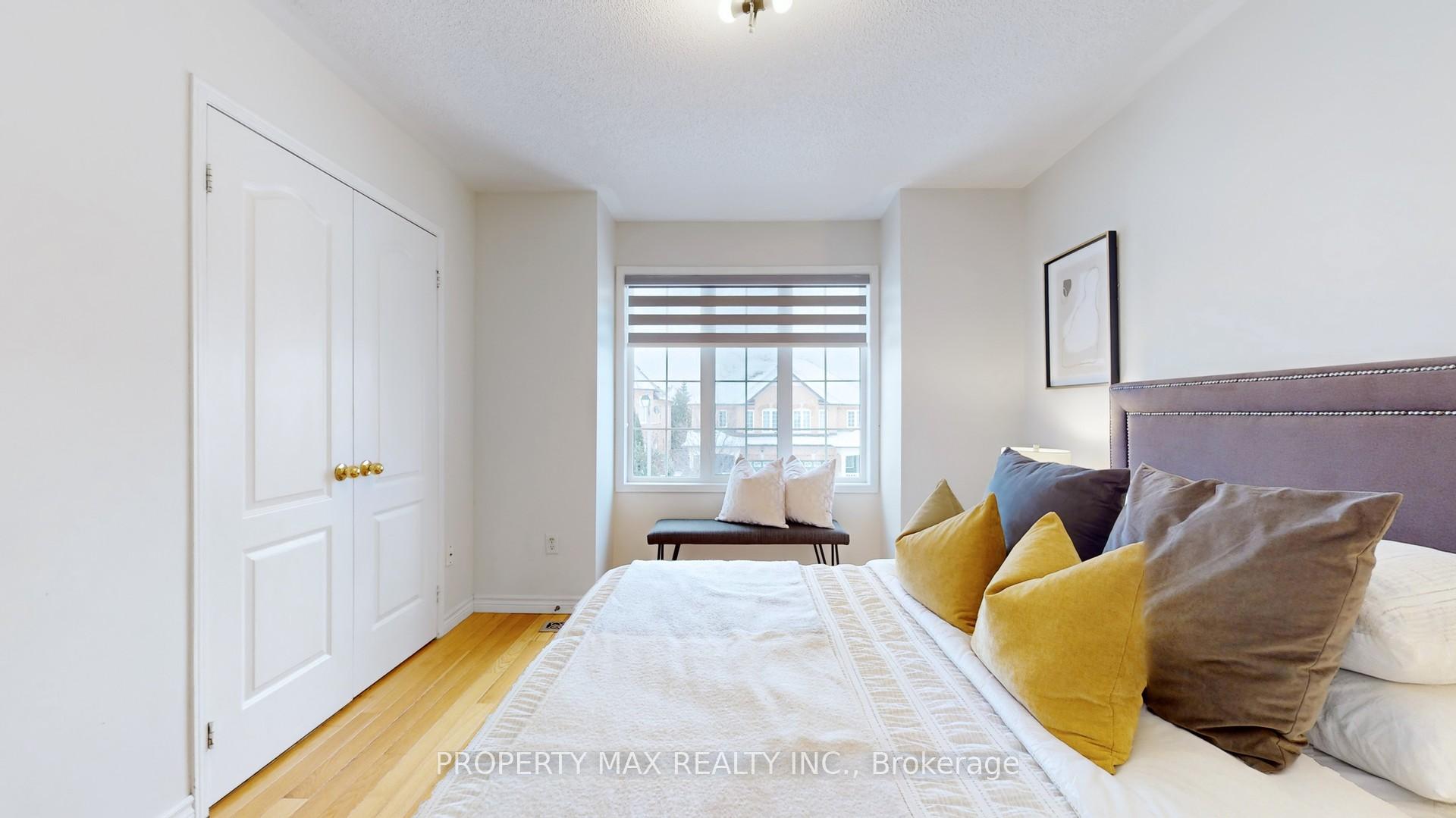 Photo 24 of 48 Elmrill Road, Markham, Berczy — HOMEH