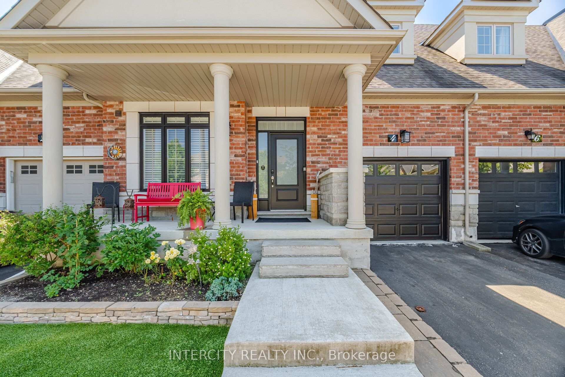 Photo 4 of 4 Petersen Place, King, Nobleton — HOMEH