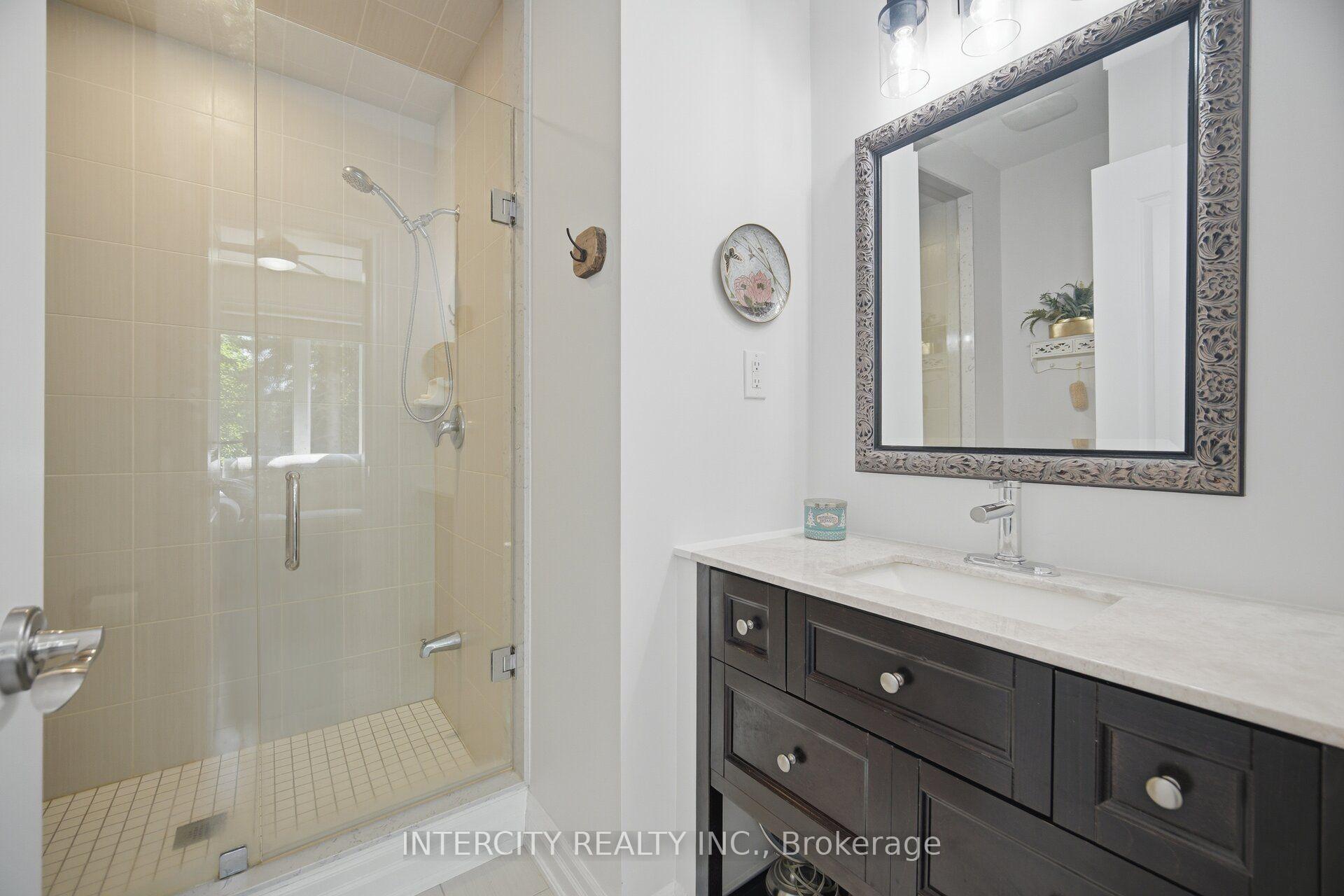 Photo 15 of 4 Petersen Place, King, Nobleton — HOMEH