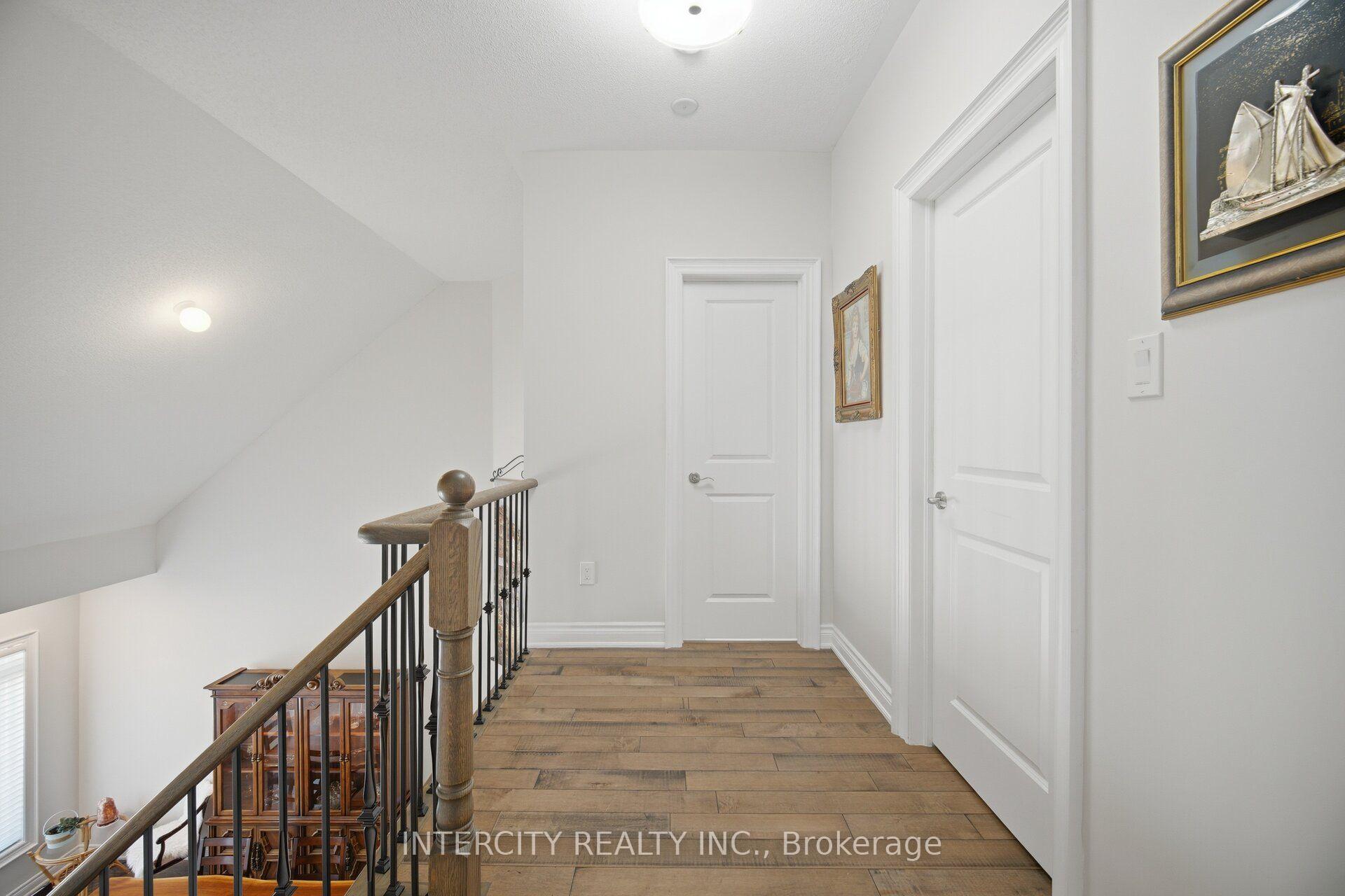 Photo 19 of 4 Petersen Place, King, Nobleton — HOMEH