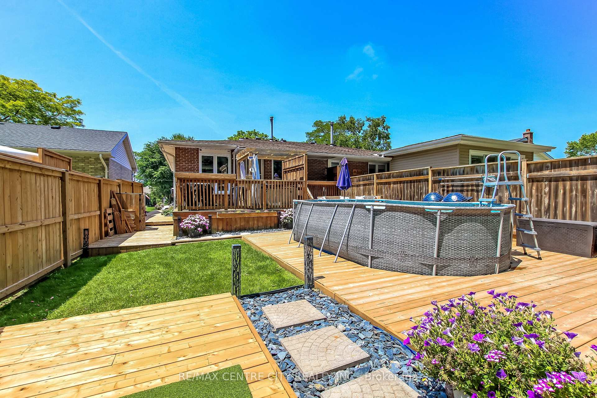Photo 22 of Unit A, 263 Frances Street, Central Elgin, Port Stanley — HOMEH