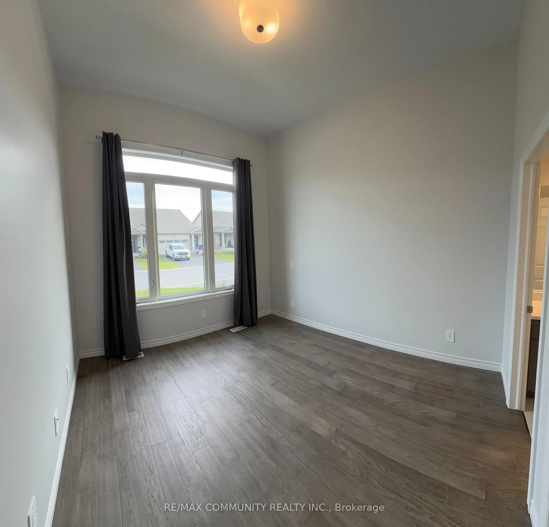 Photo 4 of 67 Athabaska Drive, Belleville, Thurlow Ward — HOMEH