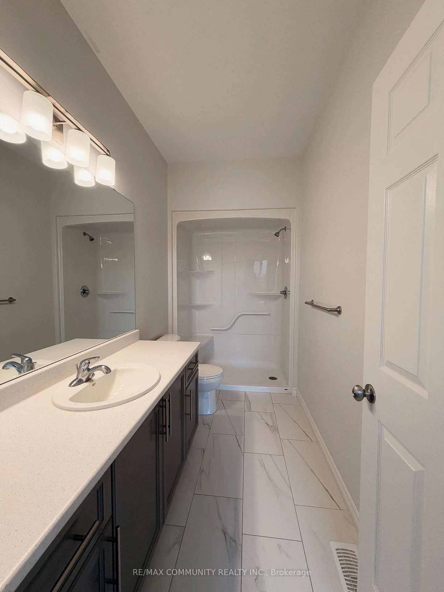 Photo 6 of 67 Athabaska Drive, Belleville, Thurlow Ward — HOMEH