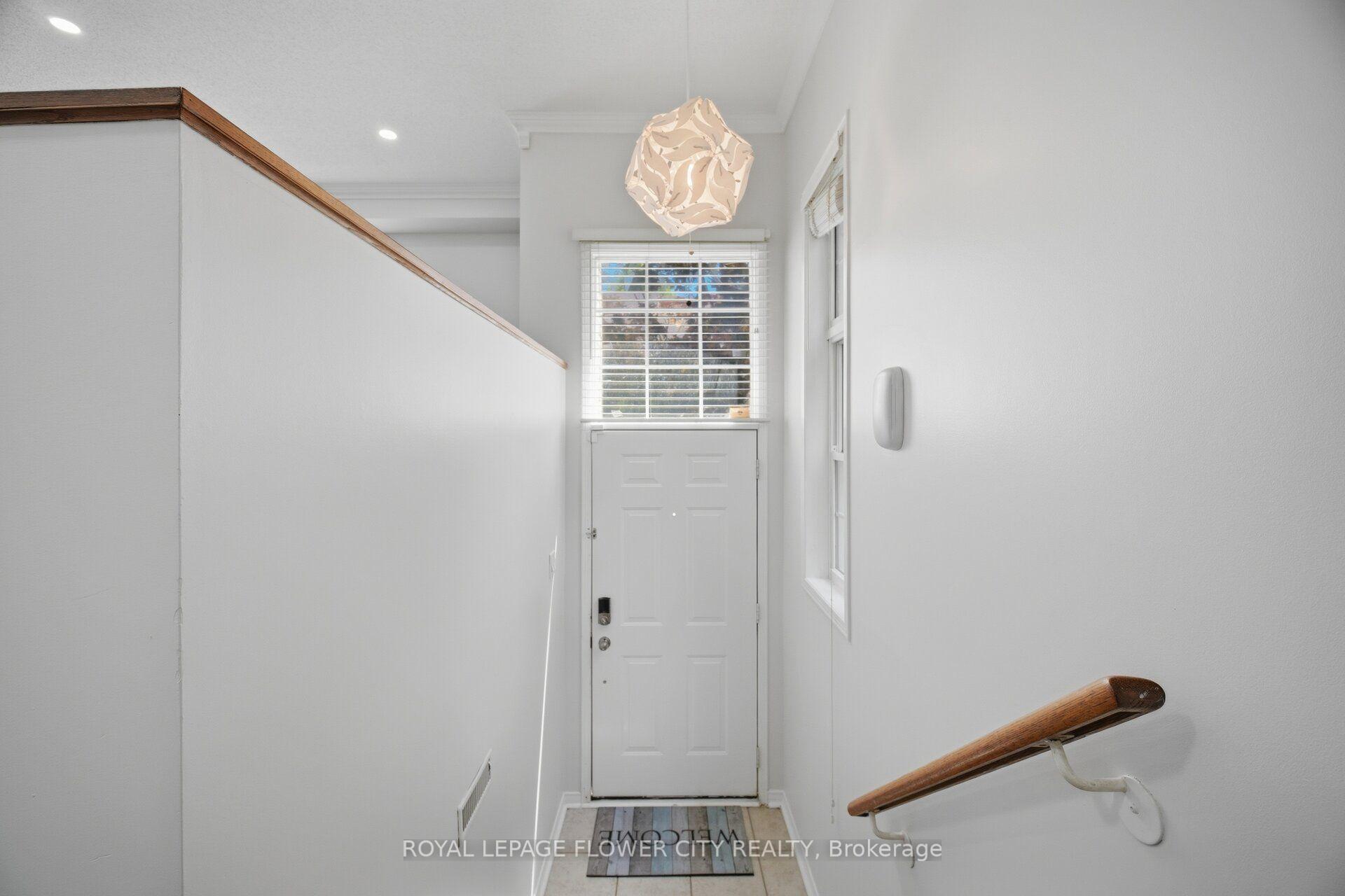 Photo 19 of Unit 2, 8305 McLaughlin Road S, Brampton, Brampton South — HOMEH
