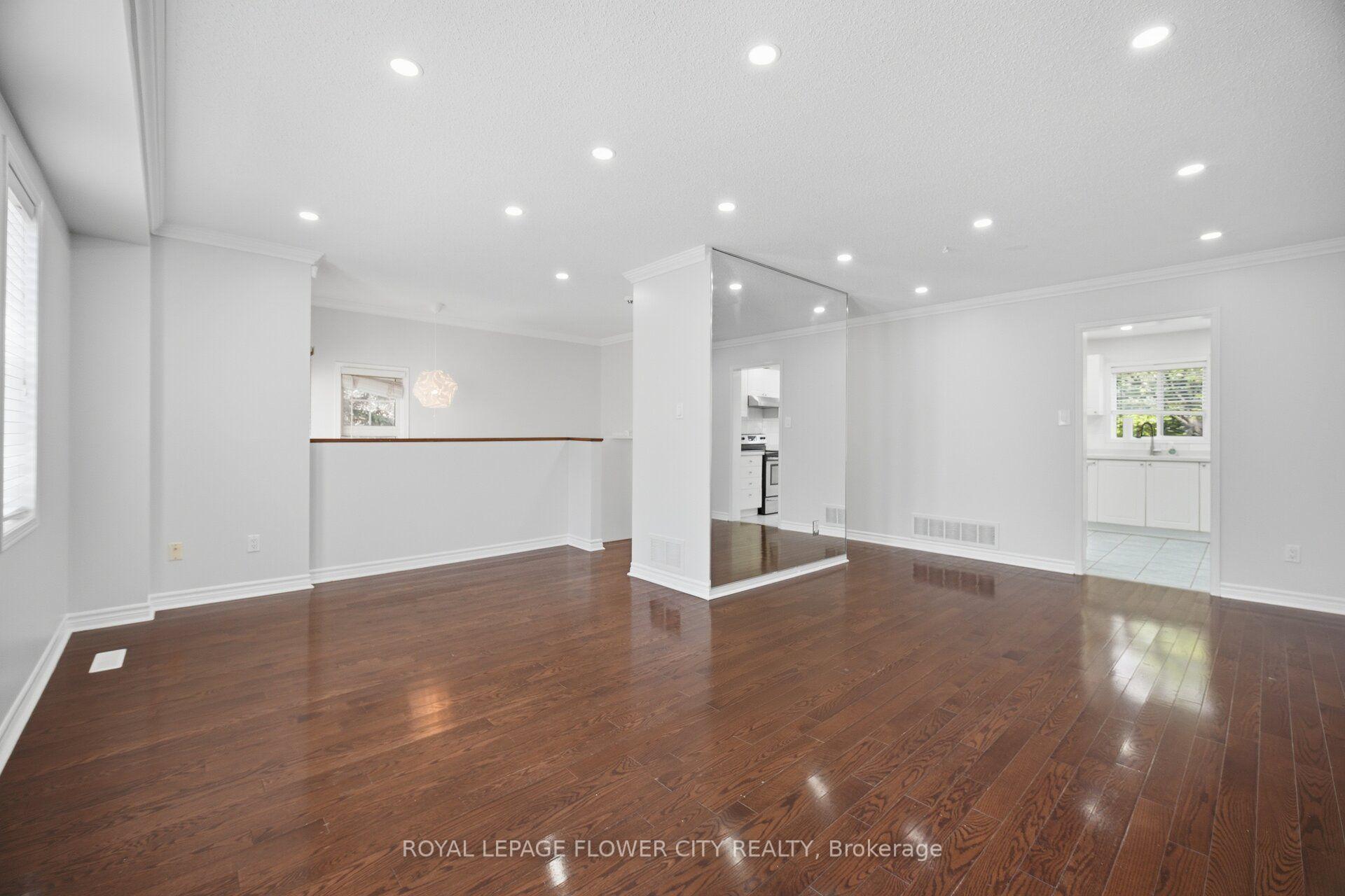 Photo 21 of Unit 2, 8305 McLaughlin Road S, Brampton, Brampton South — HOMEH
