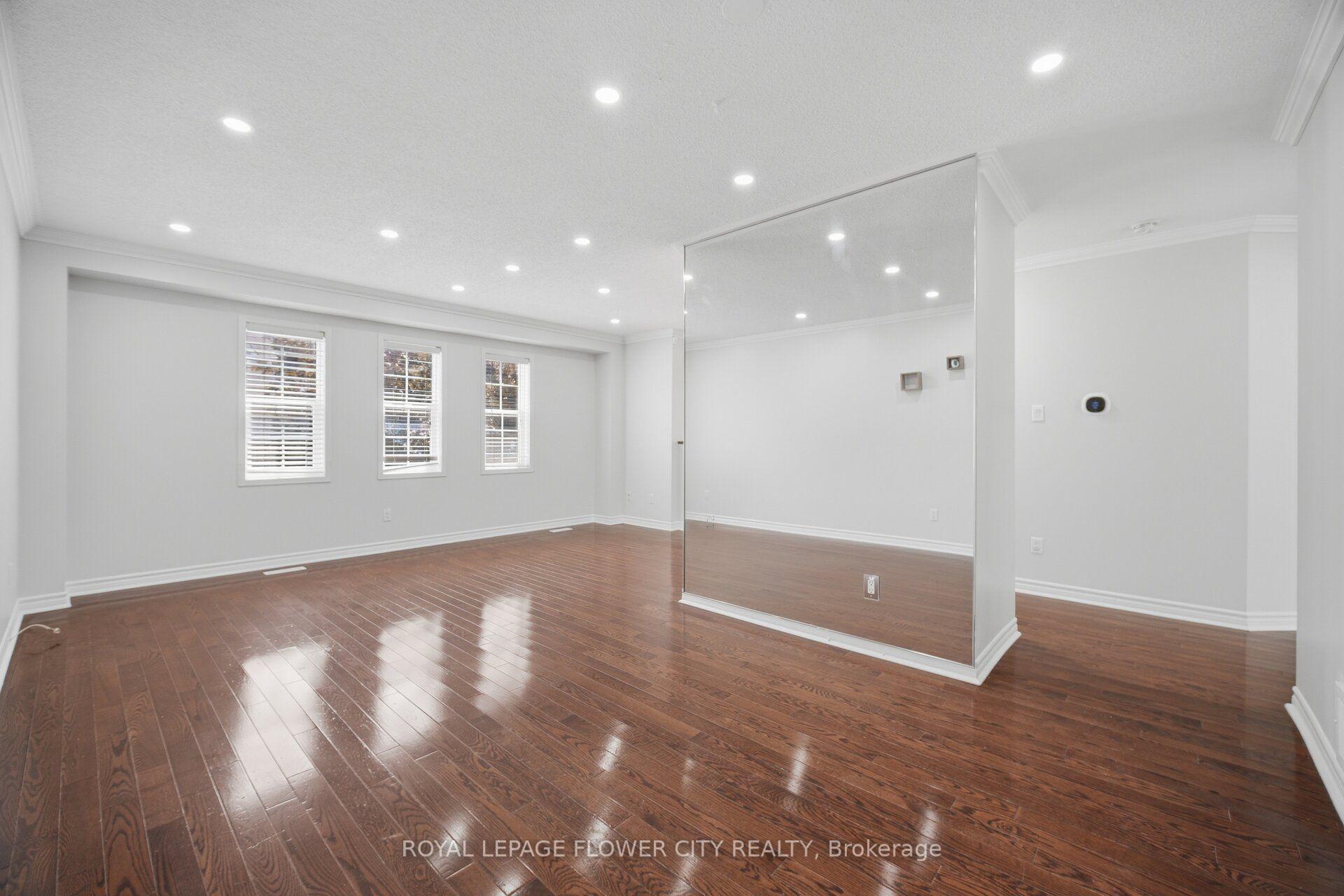 Photo 24 of Unit 2, 8305 McLaughlin Road S, Brampton, Brampton South — HOMEH