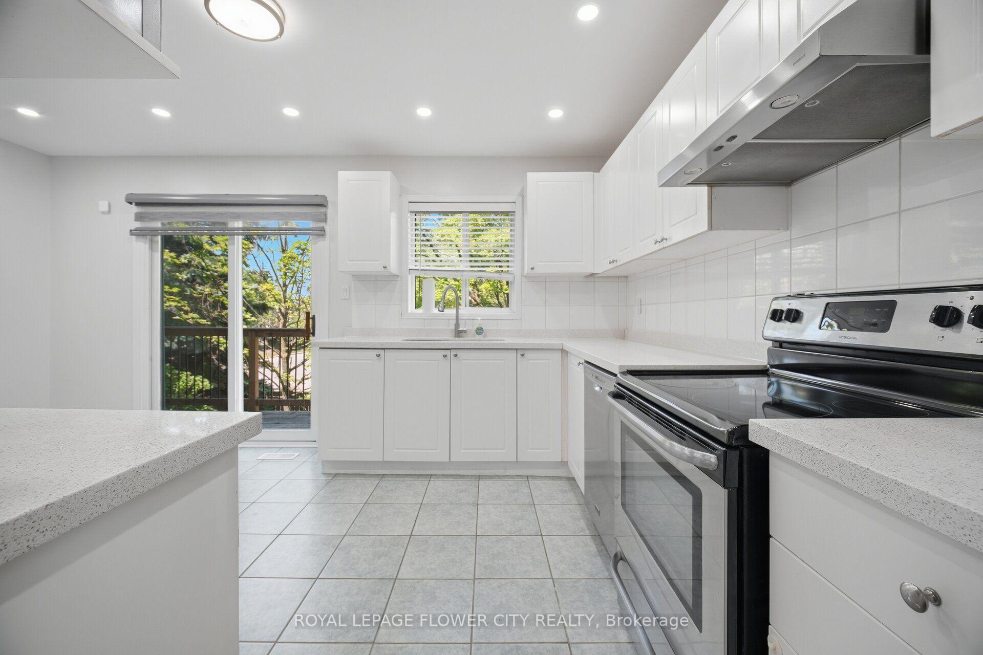 Photo 30 of Unit 2, 8305 McLaughlin Road S, Brampton, Brampton South — HOMEH