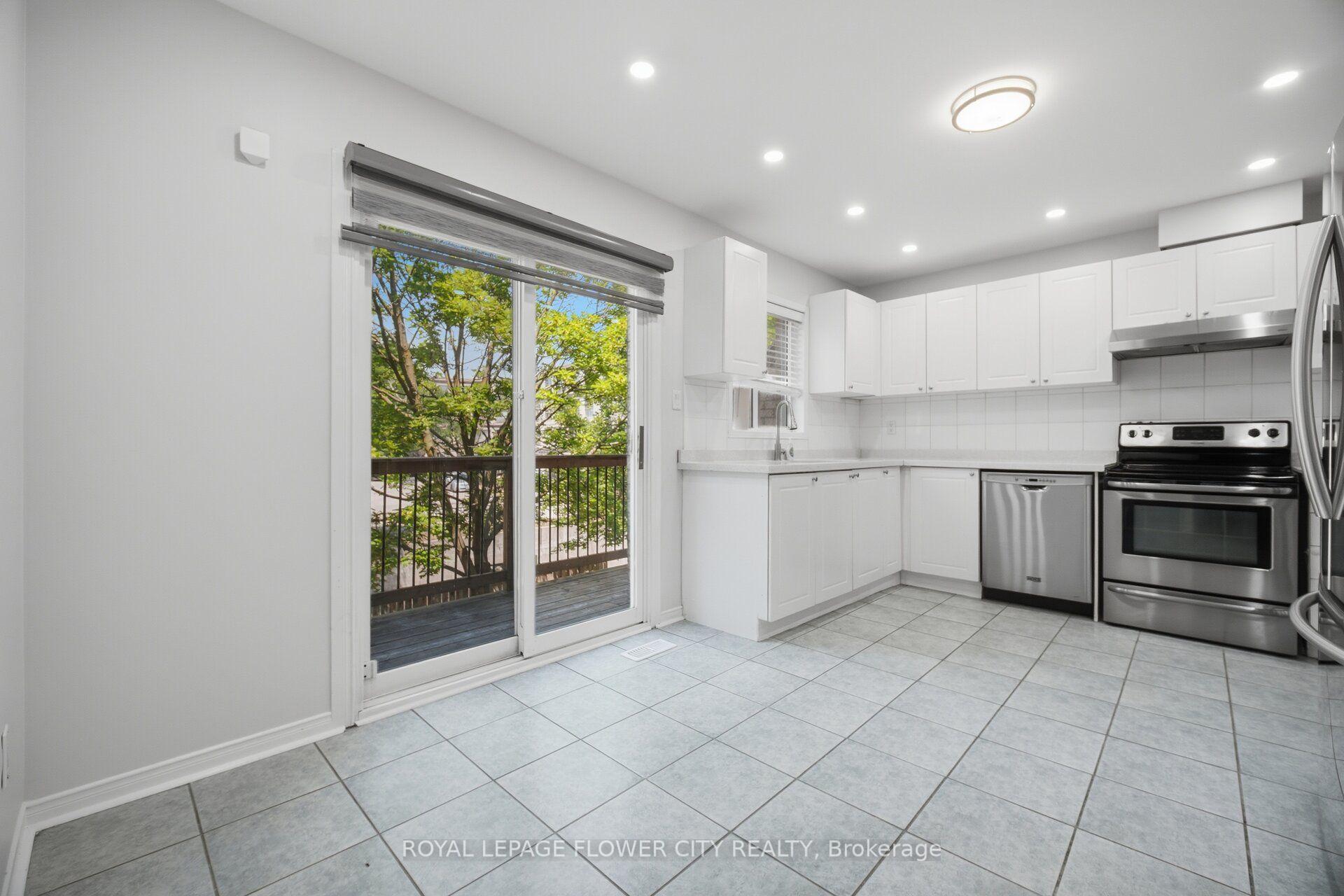 Photo 33 of Unit 2, 8305 McLaughlin Road S, Brampton, Brampton South — HOMEH