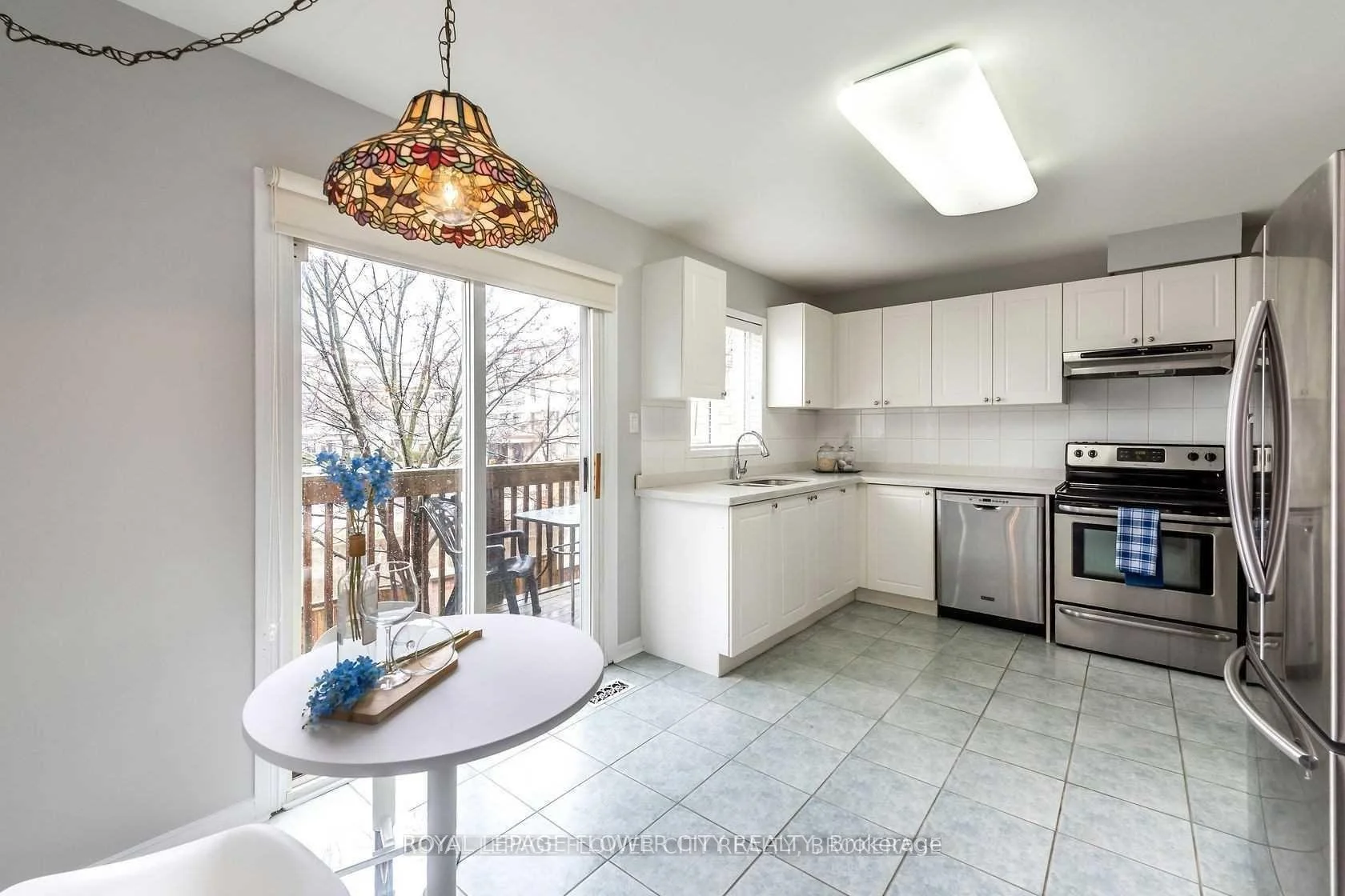 Photo 3 of Unit 2, 8305 McLaughlin Road S, Brampton, Brampton South — HOMEH