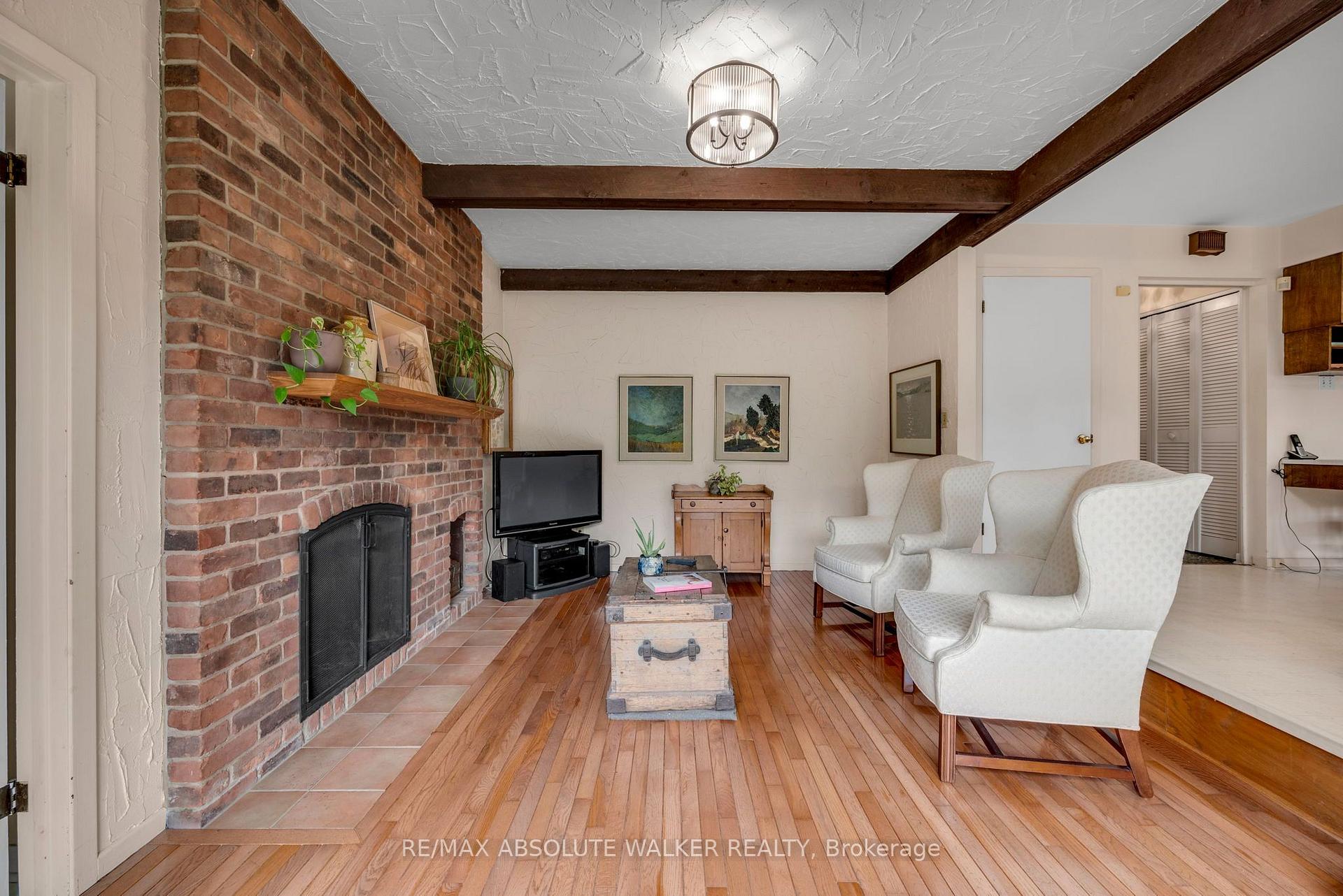 Photo 12 of 1950 Fairmeadow Crescent, Ottawa, Guildwood Estates - Urbandale Acres — HOMEH