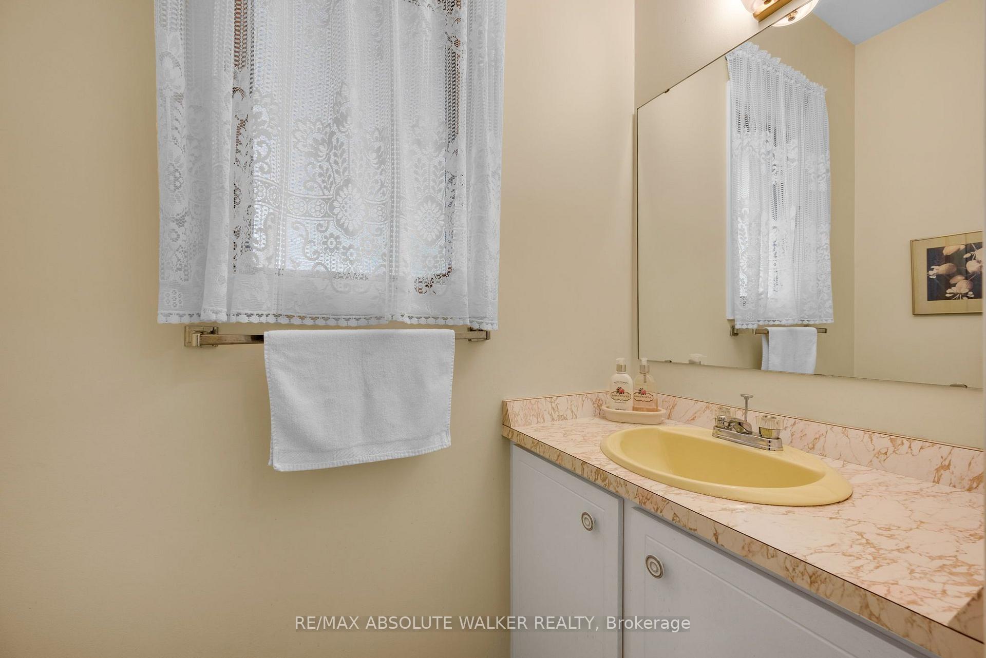 Photo 26 of 1950 Fairmeadow Crescent, Ottawa, Guildwood Estates - Urbandale Acres — HOMEH