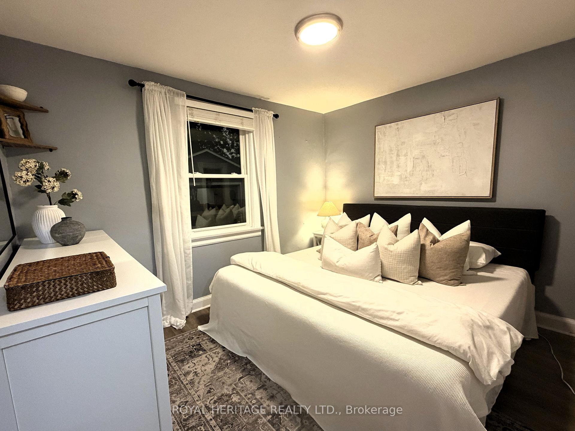 Photo 9 of 221 Hibbert Avenue, Oshawa, Vanier — HOMEH