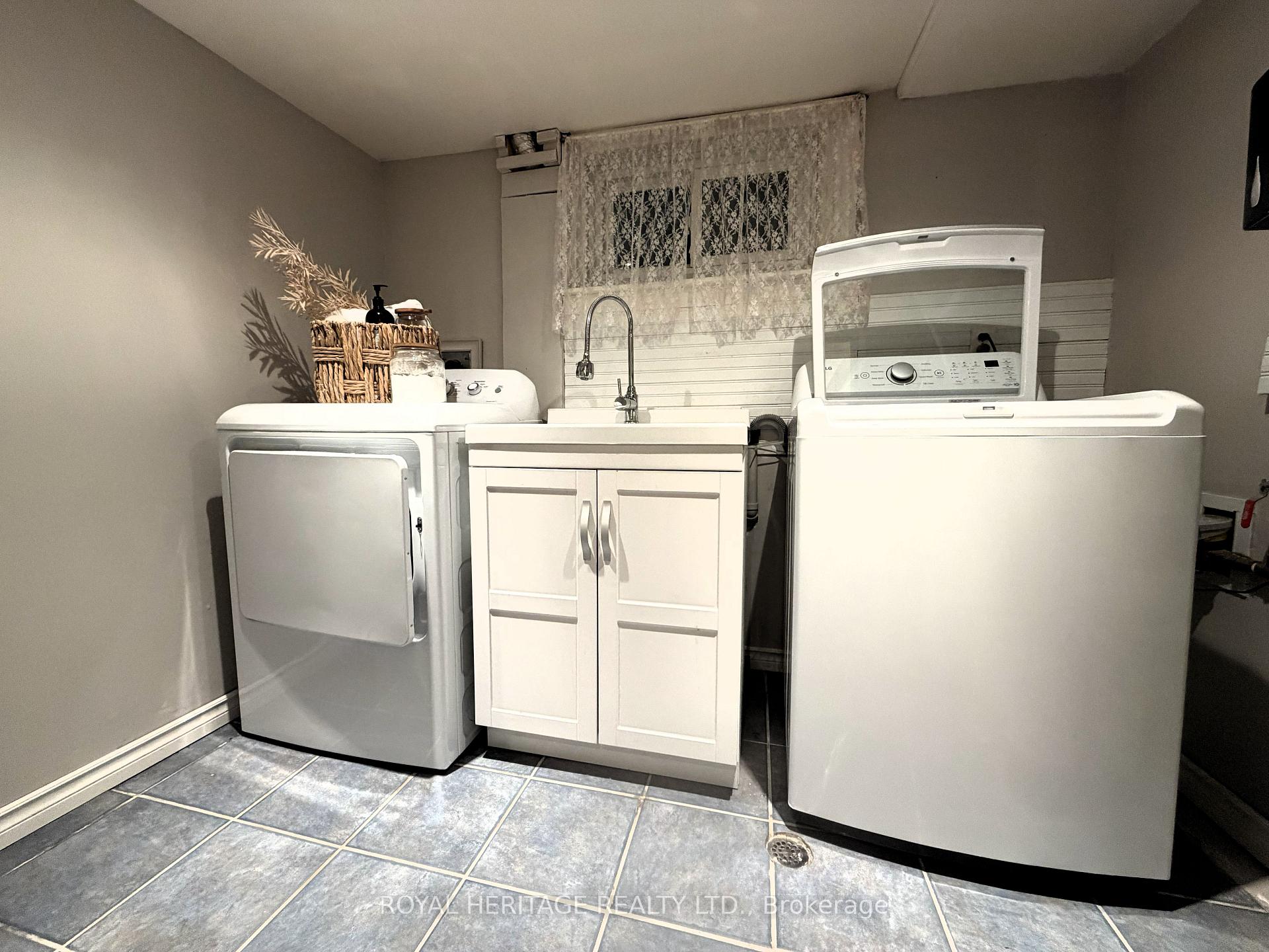 Photo 19 of 221 Hibbert Avenue, Oshawa, Vanier — HOMEH