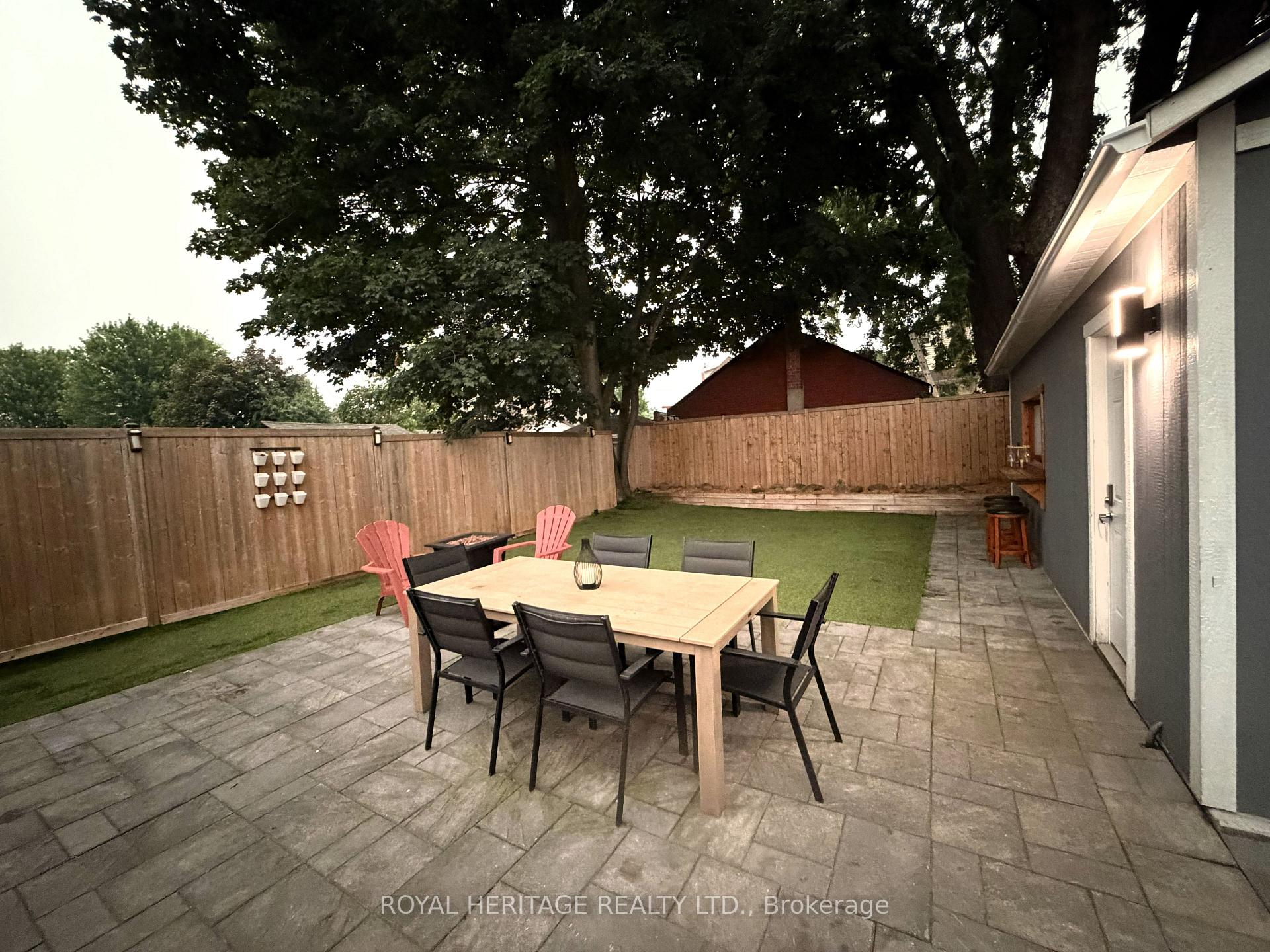 Photo 20 of 221 Hibbert Avenue, Oshawa, Vanier — HOMEH