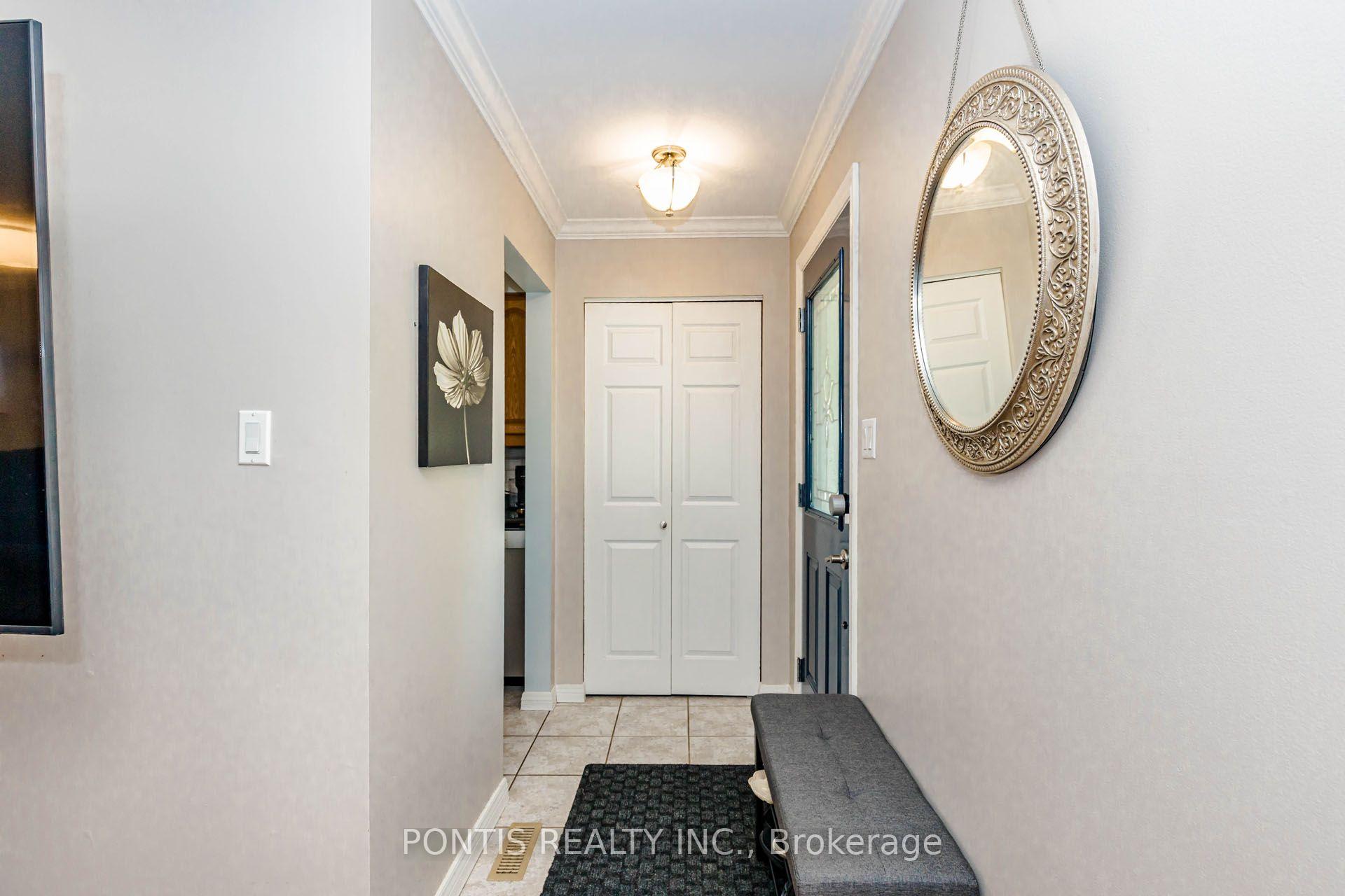 Photo 5 of 56 Greenbrier Road, Cambridge, Christopher-Champlain — HOMEH
