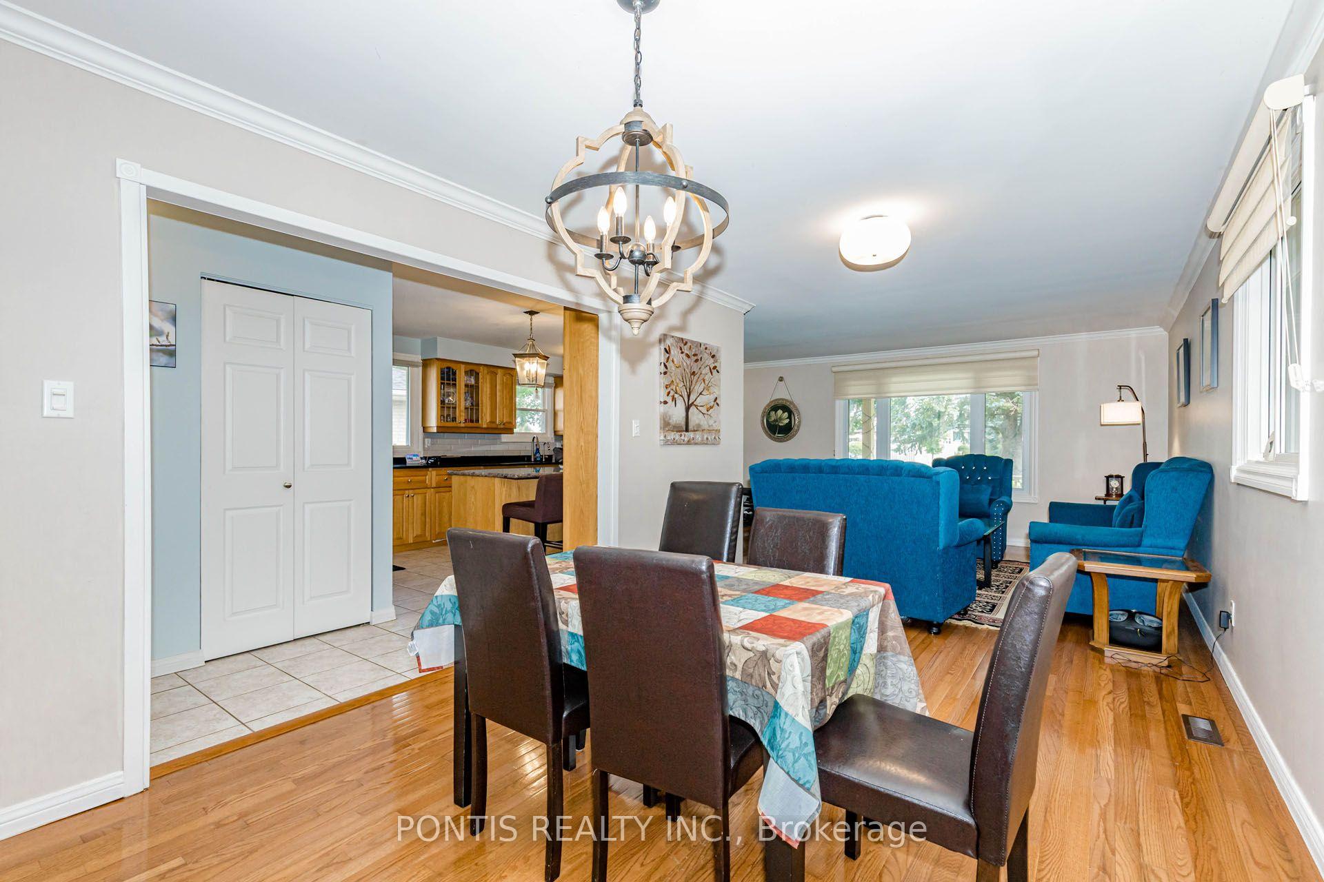 Photo 10 of 56 Greenbrier Road, Cambridge, Christopher-Champlain — HOMEH