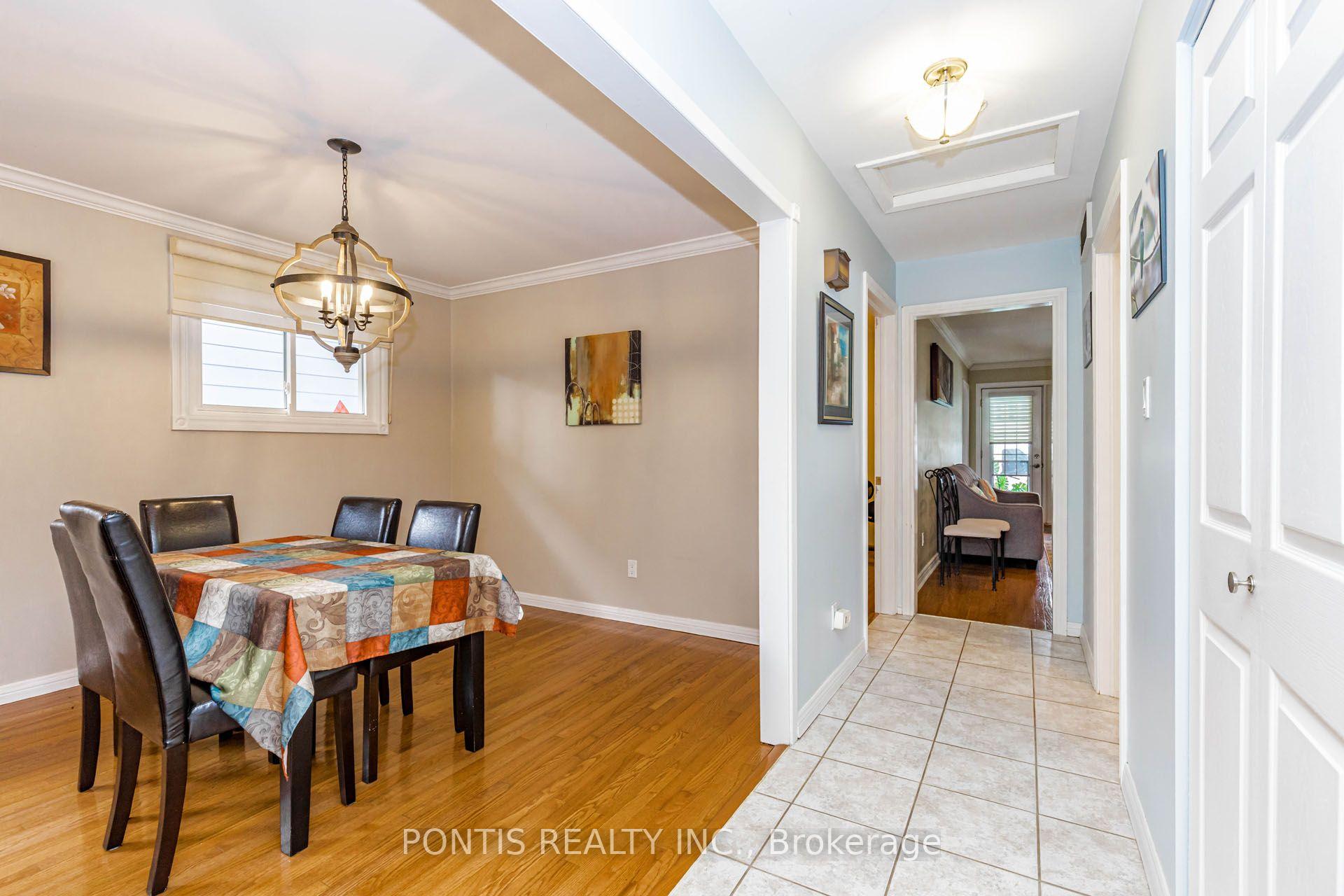 Photo 14 of 56 Greenbrier Road, Cambridge, Christopher-Champlain — HOMEH