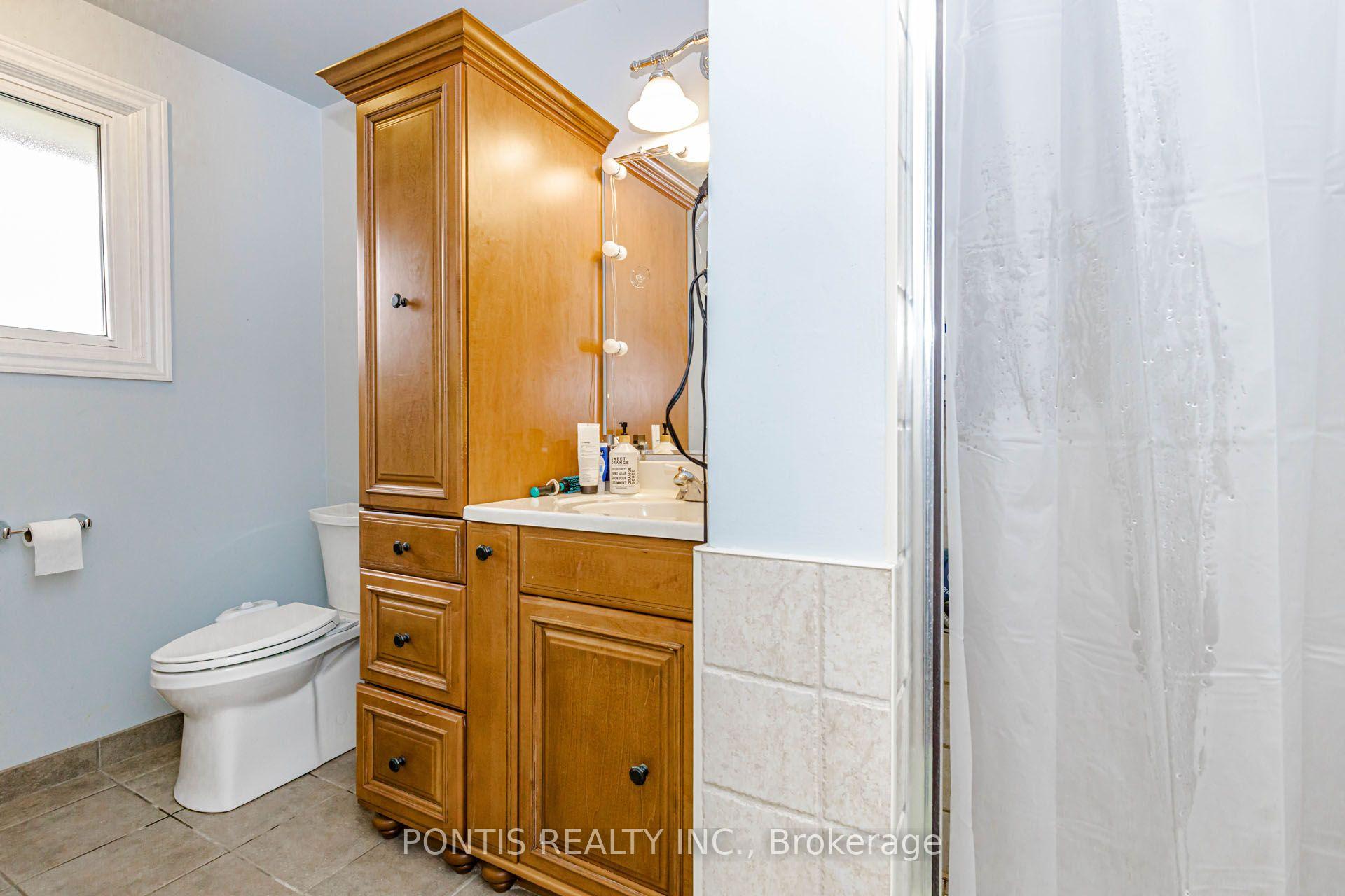 Photo 19 of 56 Greenbrier Road, Cambridge, Christopher-Champlain — HOMEH