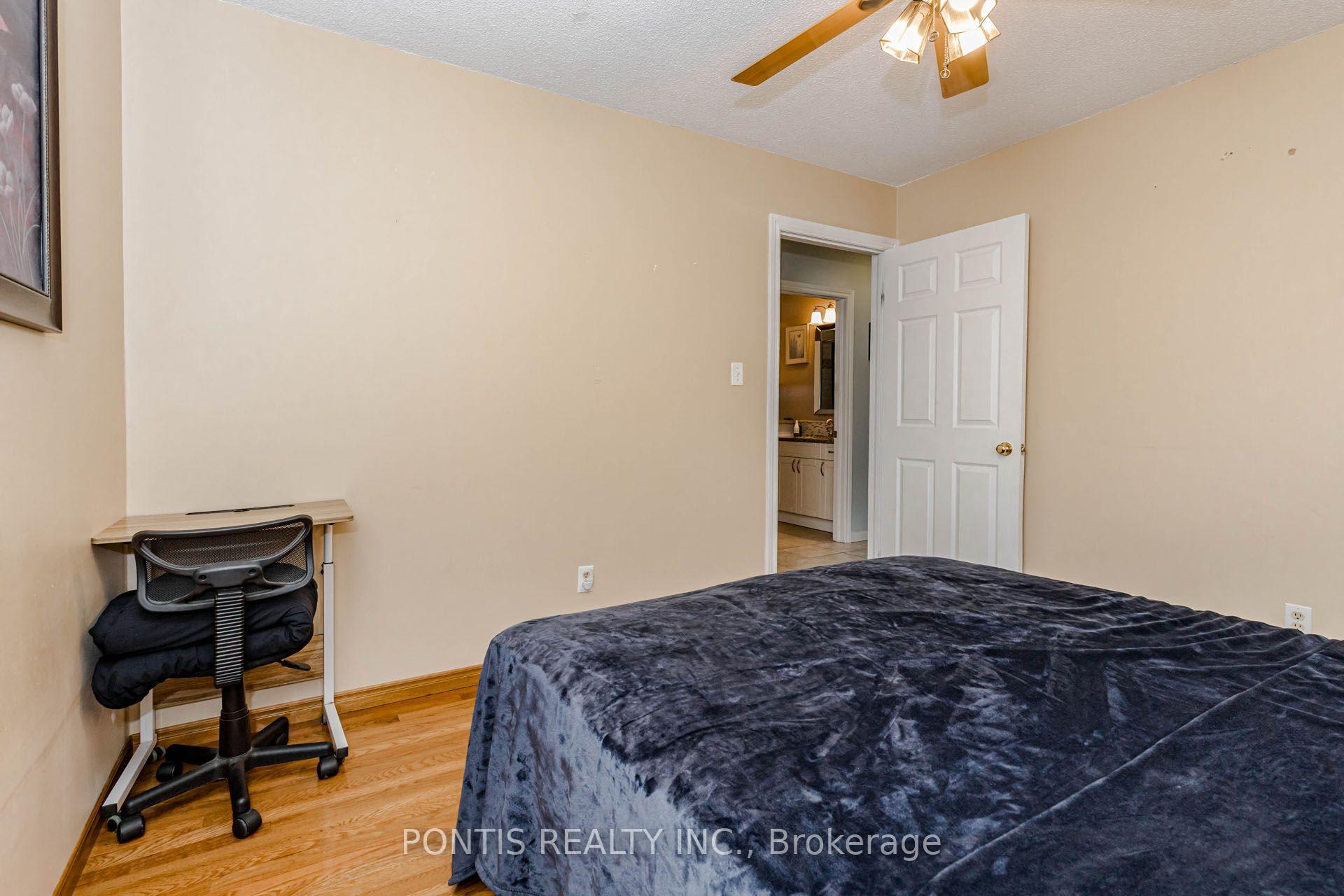 Photo 21 of 56 Greenbrier Road, Cambridge, Christopher-Champlain — HOMEH