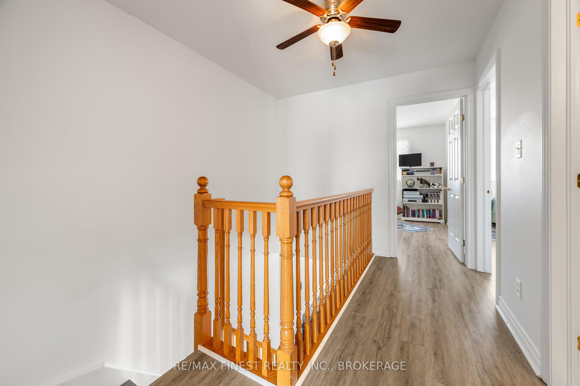 Photo 15 of 303 Conacher Drive, Kingston, Rideau — HOMEH