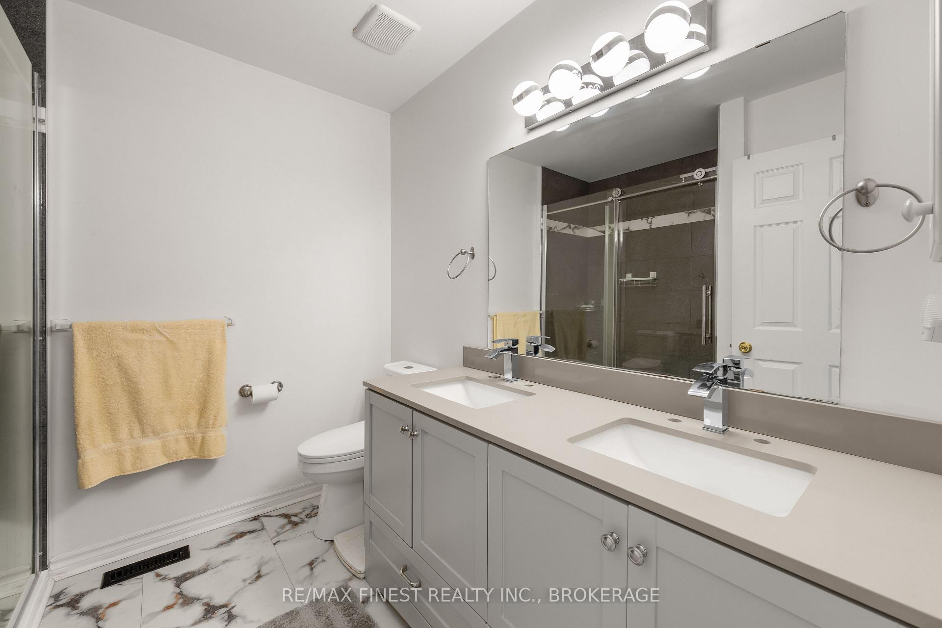 Photo 19 of 303 Conacher Drive, Kingston, Rideau — HOMEH