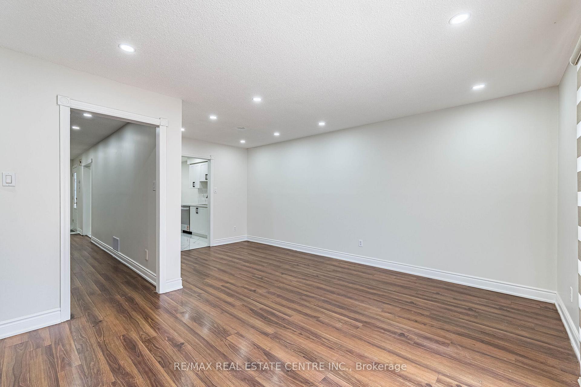 Photo 21 of 87 Tulip Drive, Brampton, Fletcher's Creek South — HOMEH