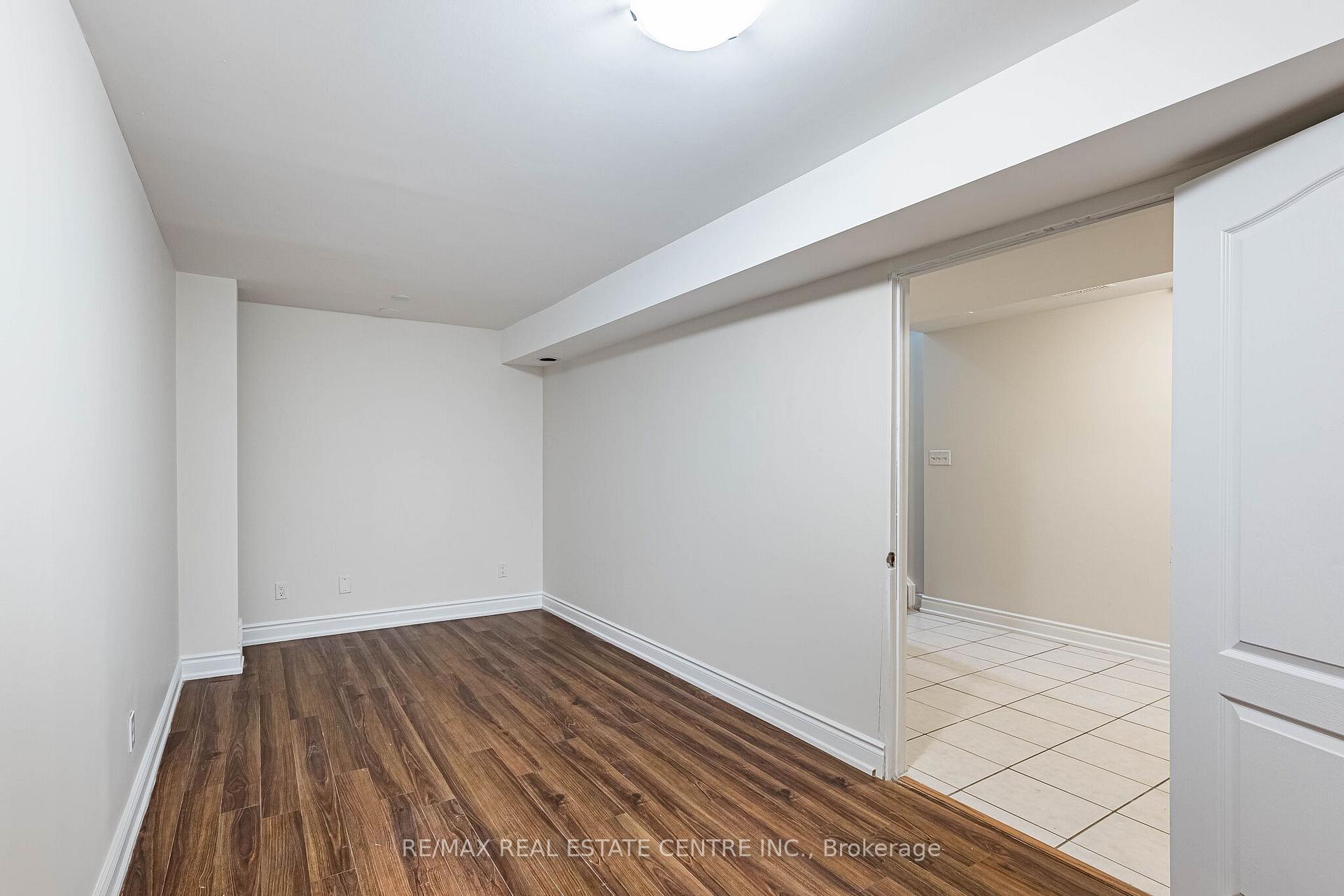 Photo 38 of 87 Tulip Drive, Brampton, Fletcher's Creek South — HOMEH