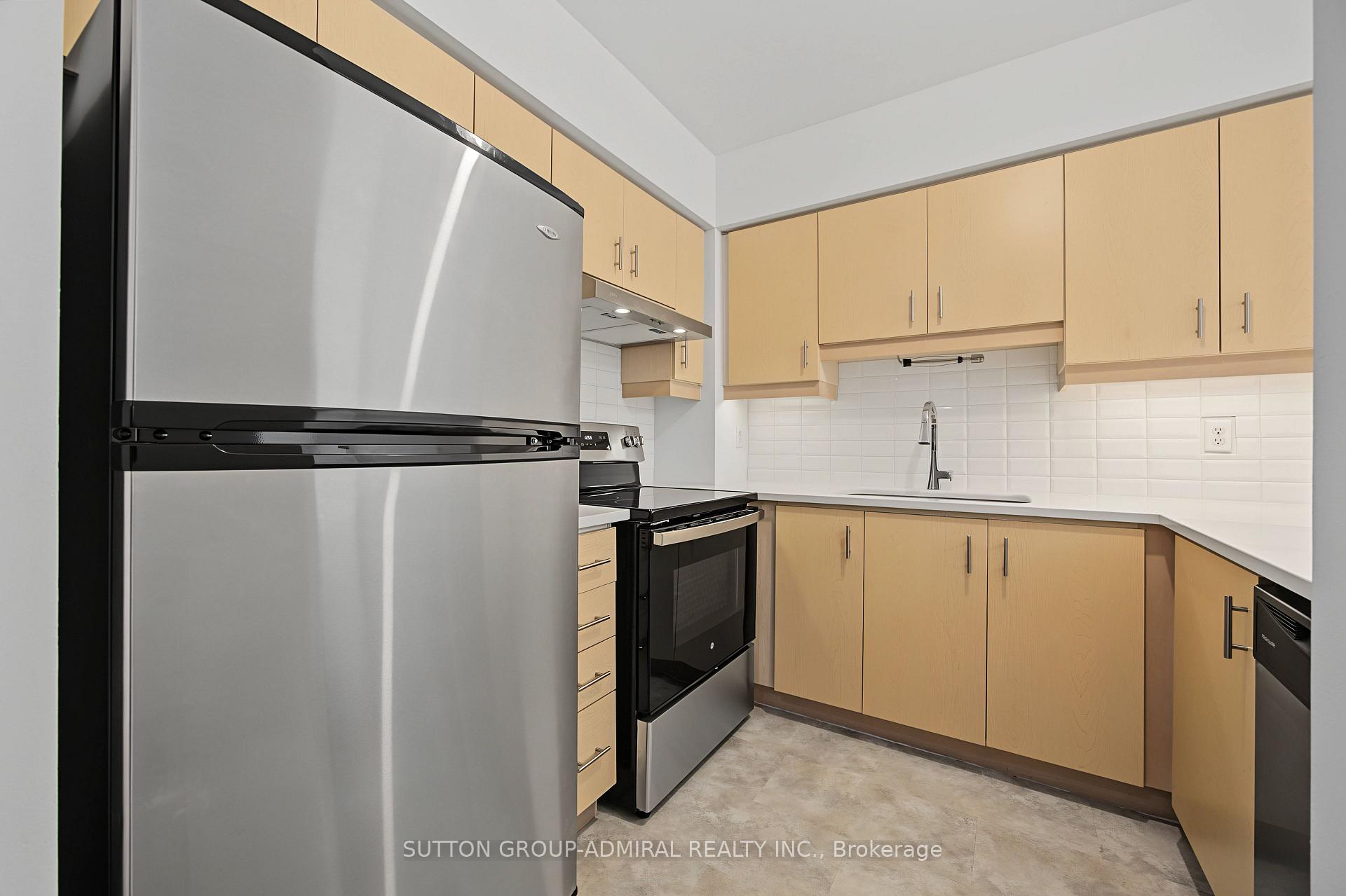Photo 3 of Unit 56, 735 New Westminster Drive, Vaughan, Brownridge — HOMEH
