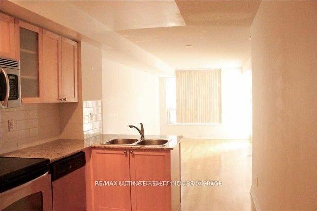 Photo 5 of Unit 303, 761 Bay Street, Toronto, Bay Street Corridor — HOMEH