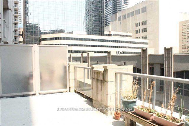 Photo 11 of Unit 303, 761 Bay Street, Toronto, Bay Street Corridor — HOMEH